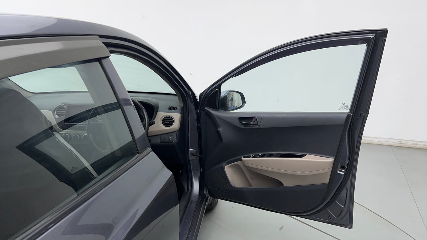 Used 2015 Hyundai Grand i10 Magna 1.2 Kappa VTVT Petrol Manual interior RIGHT FRONT DOOR OPEN VIEW