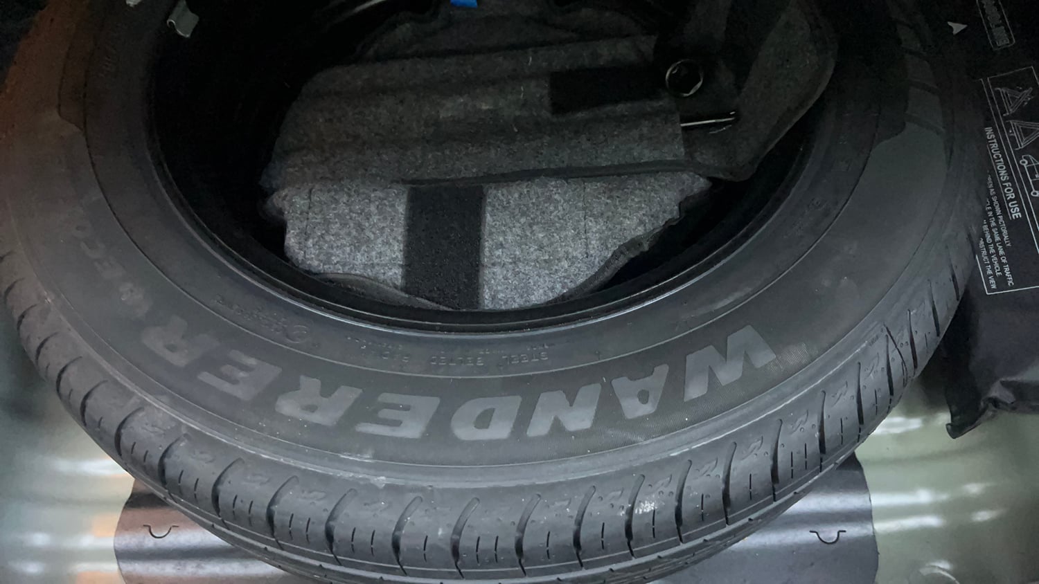 Used 2024 Hyundai Creta 1.5 Turbo Petrol DCT SX(O) Petrol Automatic tyres SPARE TYRE VIEW