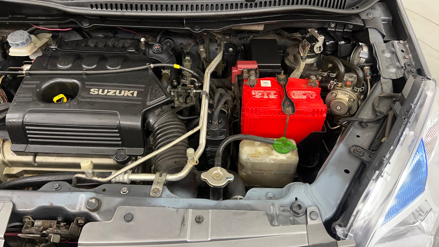 Used 2013 Maruti Suzuki Wagon R LXI CNG Cng Manual engine ENGINE LEFT SIDE VIEW