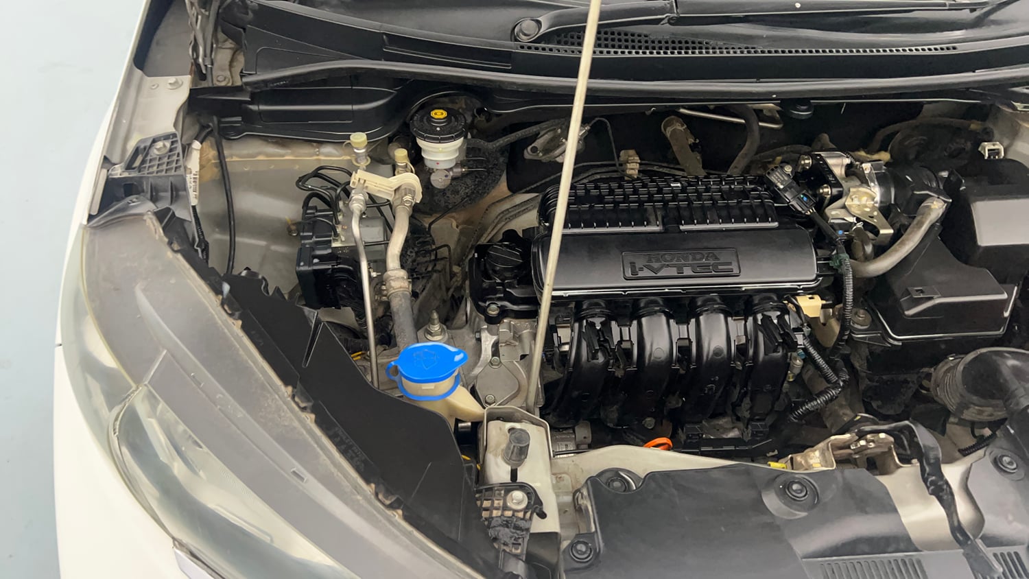 Used 2018 Honda WR-V VX MT Petrol Petrol Manual engine ENGINE RIGHT SIDE VIEW