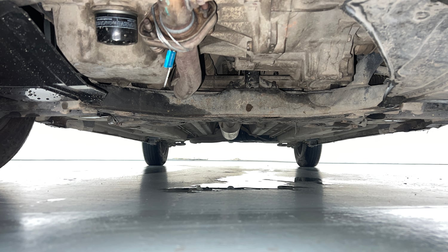Used 2012 Maruti Suzuki Swift LXI CNG (Outside Fitted) Cng Manual extra FRONT LEFT UNDERBODY VIEW