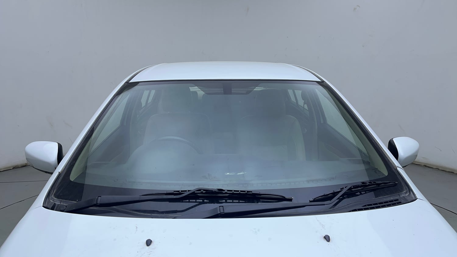 Used 2020 Maruti Suzuki Ciaz Alpha Hybrid 1.5 AT Petrol Automatic exterior FRONT WINDSHIELD VIEW