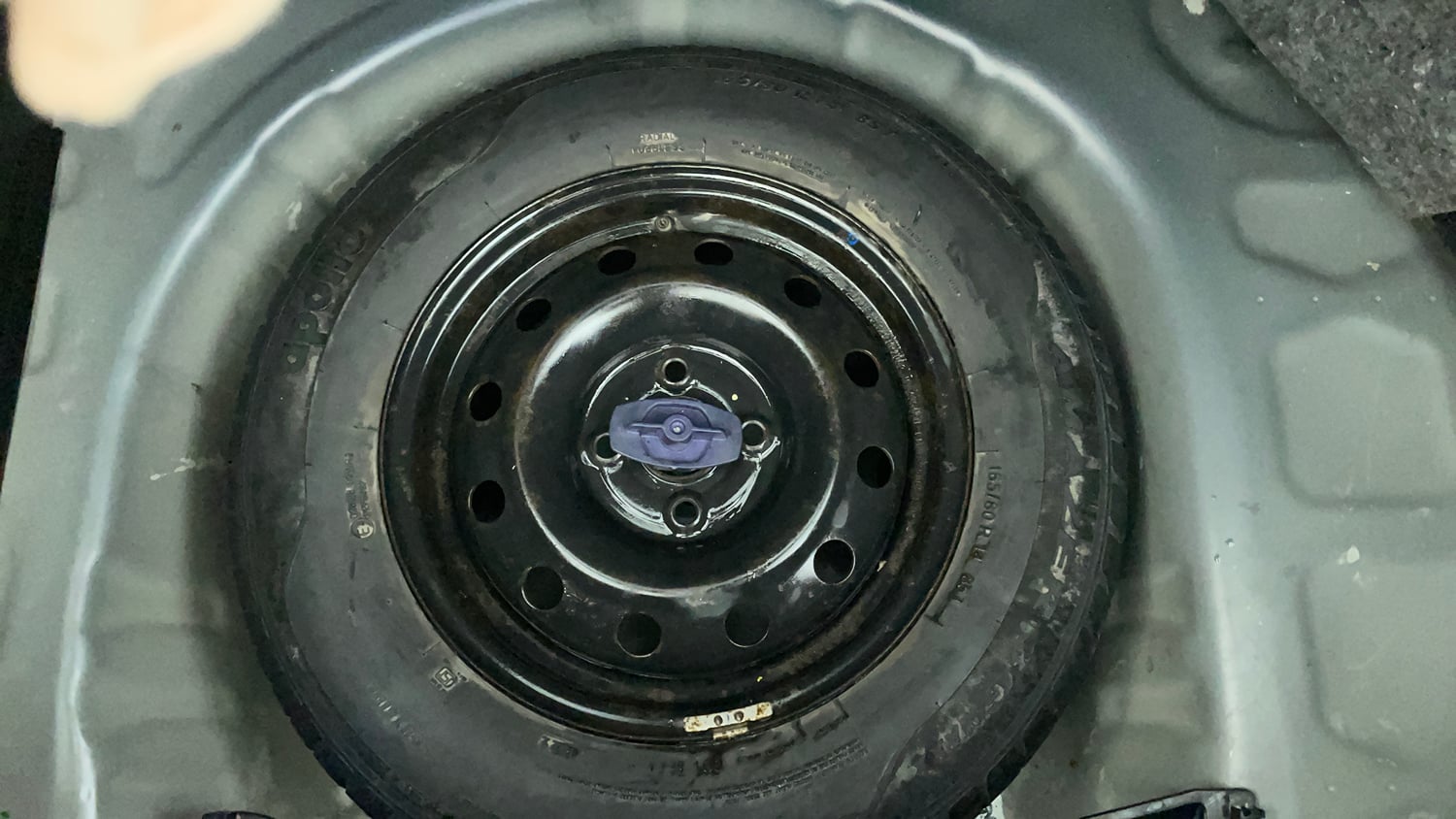 Used 2022 Maruti Suzuki Swift VXi Petrol Manual tyres SPARE TYRE VIEW