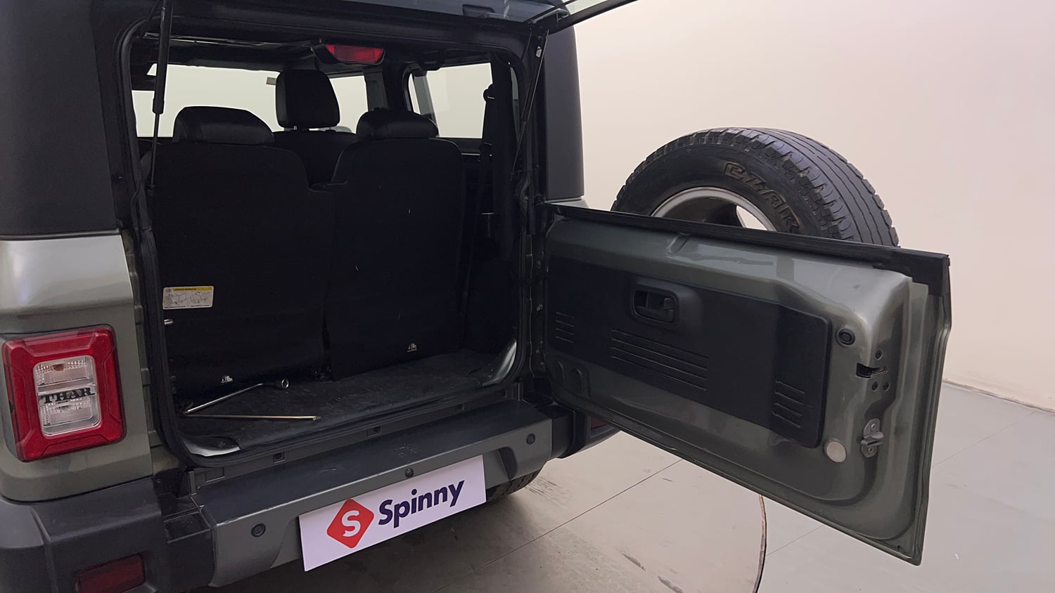 Used 2021 mahindra Thar LX Hard Top Petrol MT 4WD Petrol Manual interior DICKY DOOR OPEN VIEW