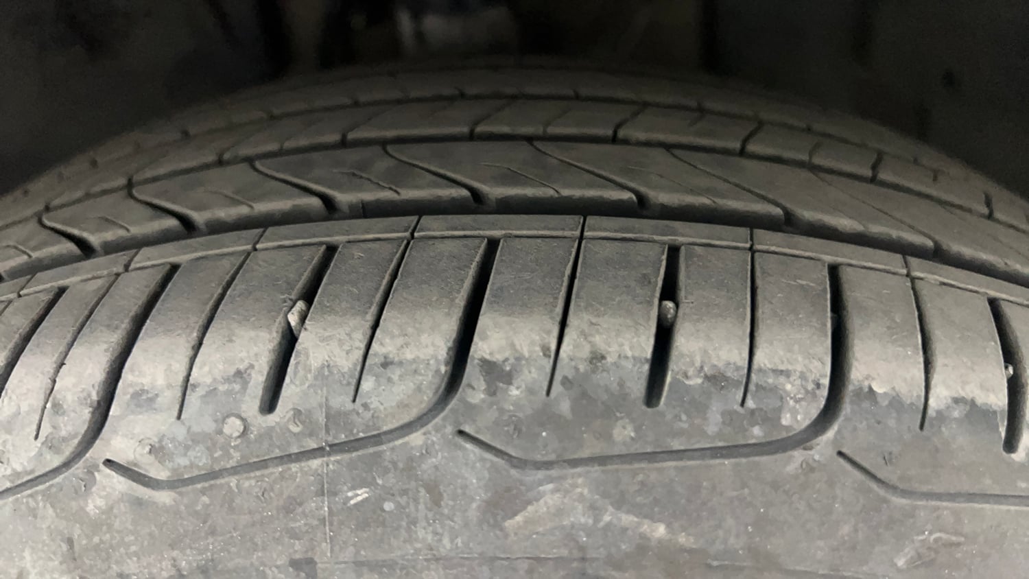 Used 2020 Tata Altroz XZ Petrol Petrol Manual tyres LEFT FRONT TYRE TREAD VIEW