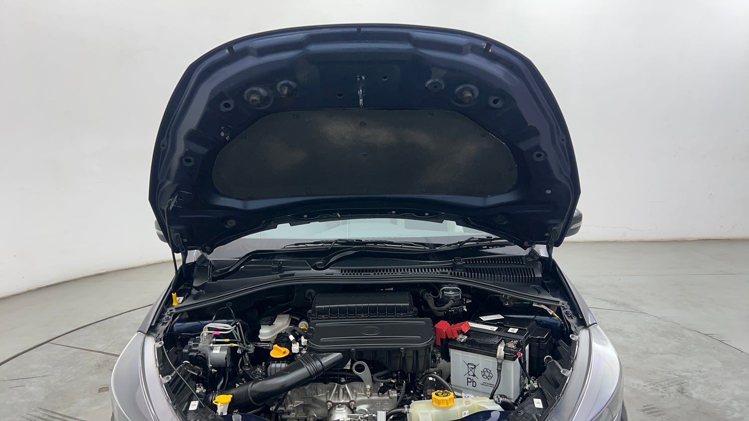 Used 2025 Tata Tiago XZA Petrol Automatic engine ENGINE & BONNET OPEN FRONT VIEW