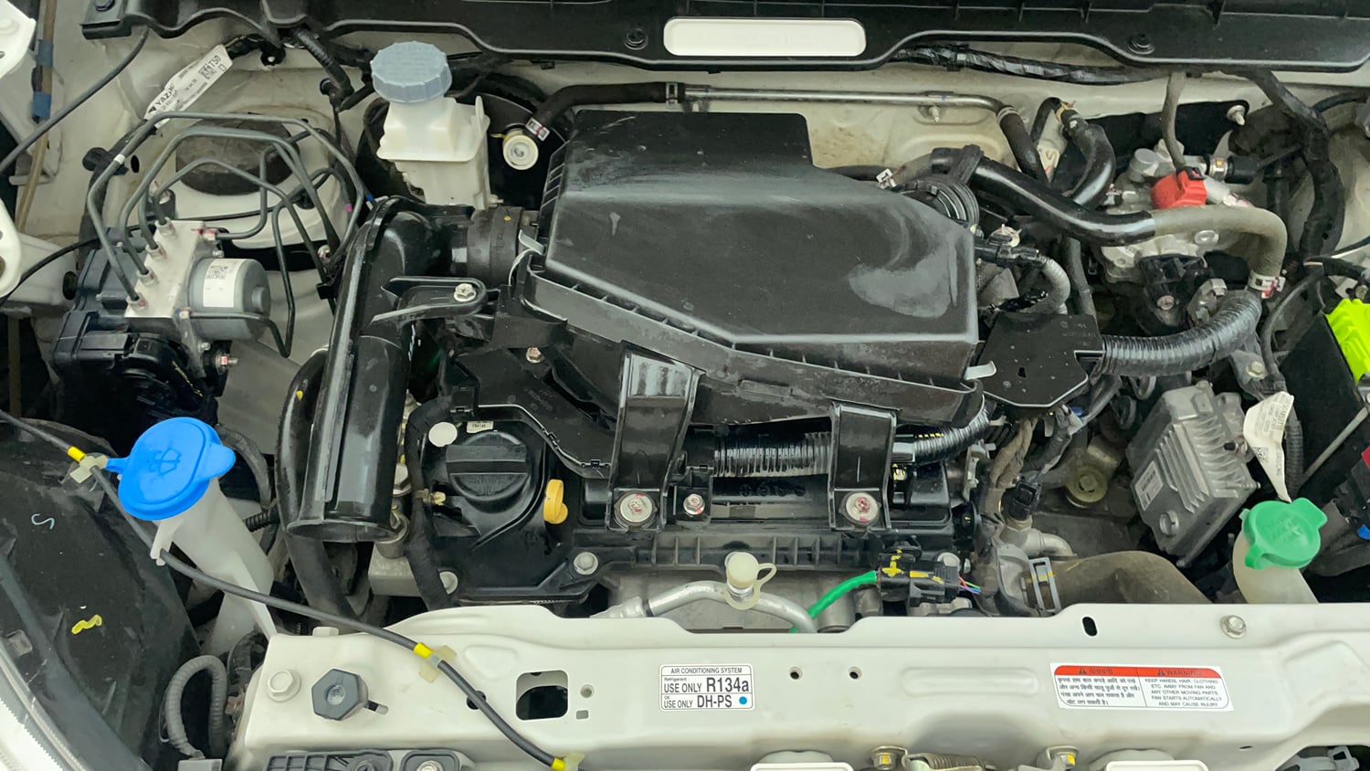 Used 2023 Maruti Suzuki Alto K10 VXi S-CNG Cng Manual engine ENGINE RIGHT SIDE VIEW