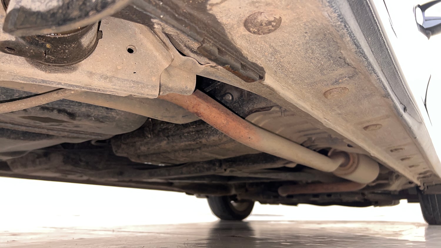 Used 2015 Honda City VX Petrol Manual extra REAR RIGHT UNDERBODY VIEW