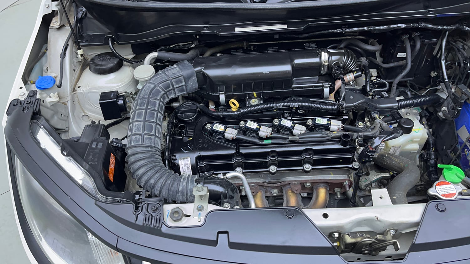 Used 2022 Maruti Suzuki Ignis Delta 1.2 AMT Petrol Automatic engine ENGINE RIGHT SIDE VIEW