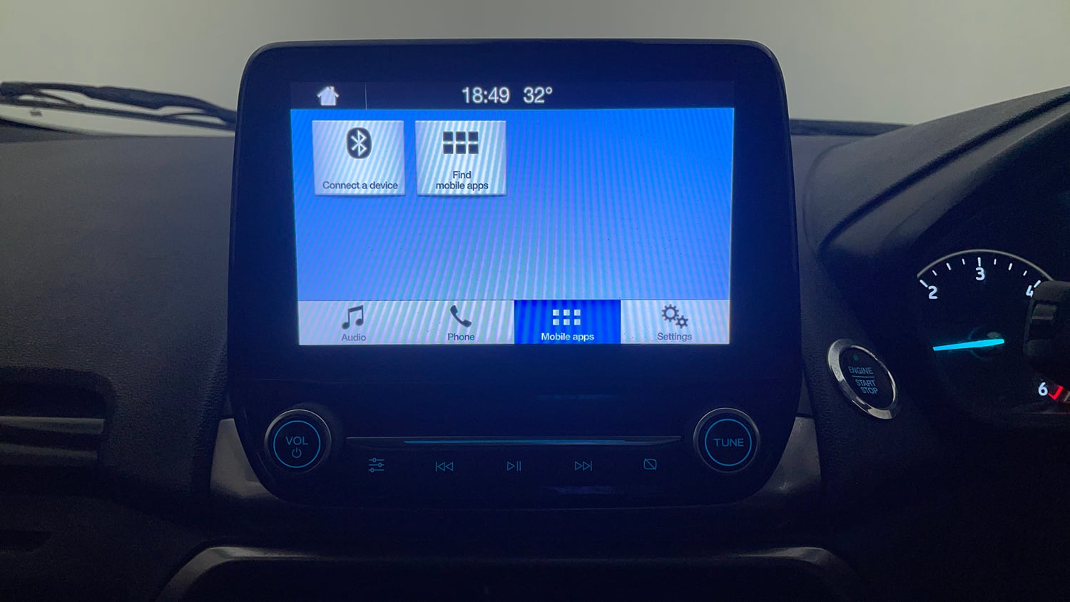 Used 2019 Ford EcoSport Titanium + 1.5L TDCi Diesel Manual top_features Integrated (in-dash) music system