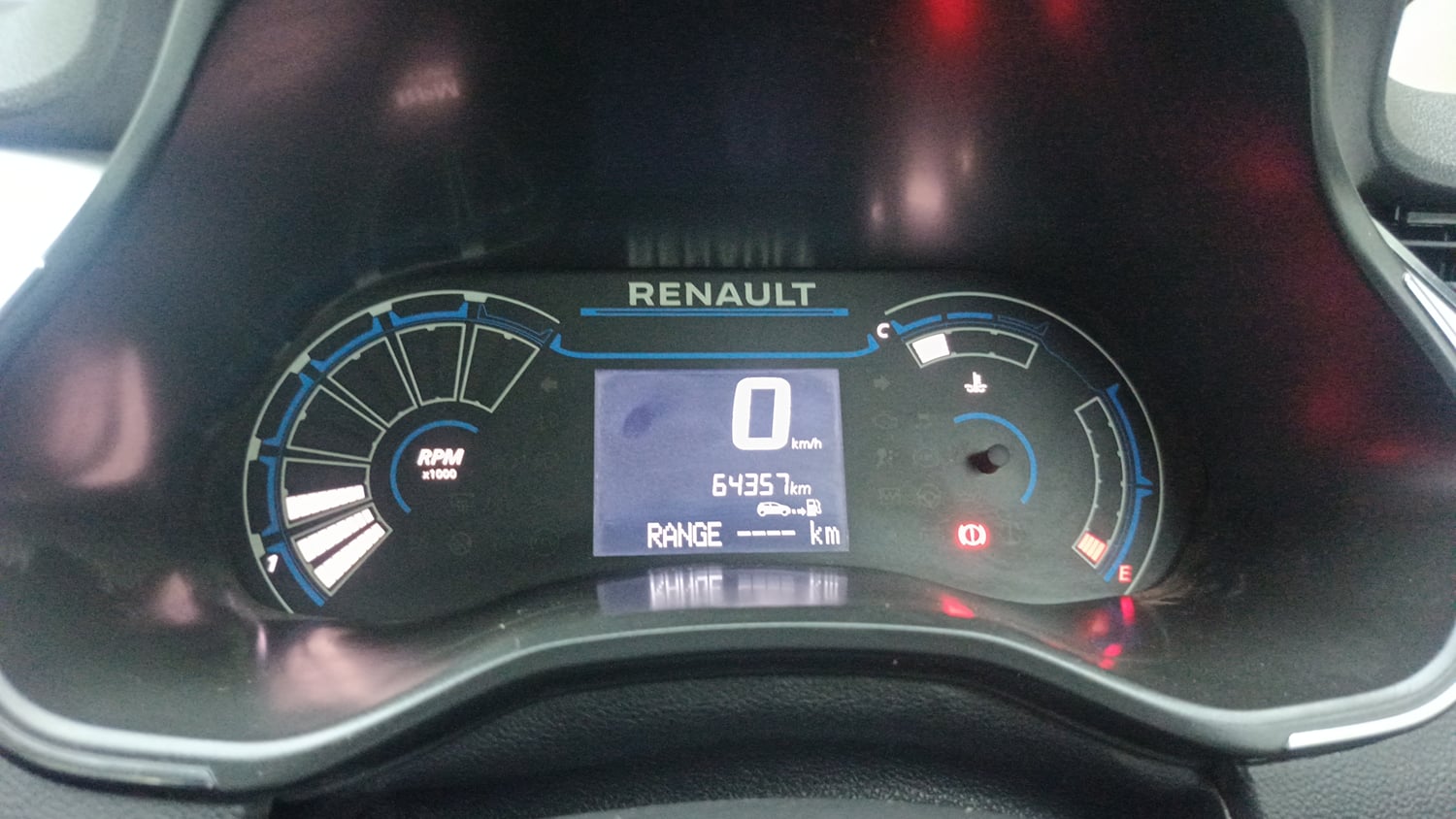 Used 2020 Renault Triber RXZ Petrol Manual interior CLUSTERMETER VIEW