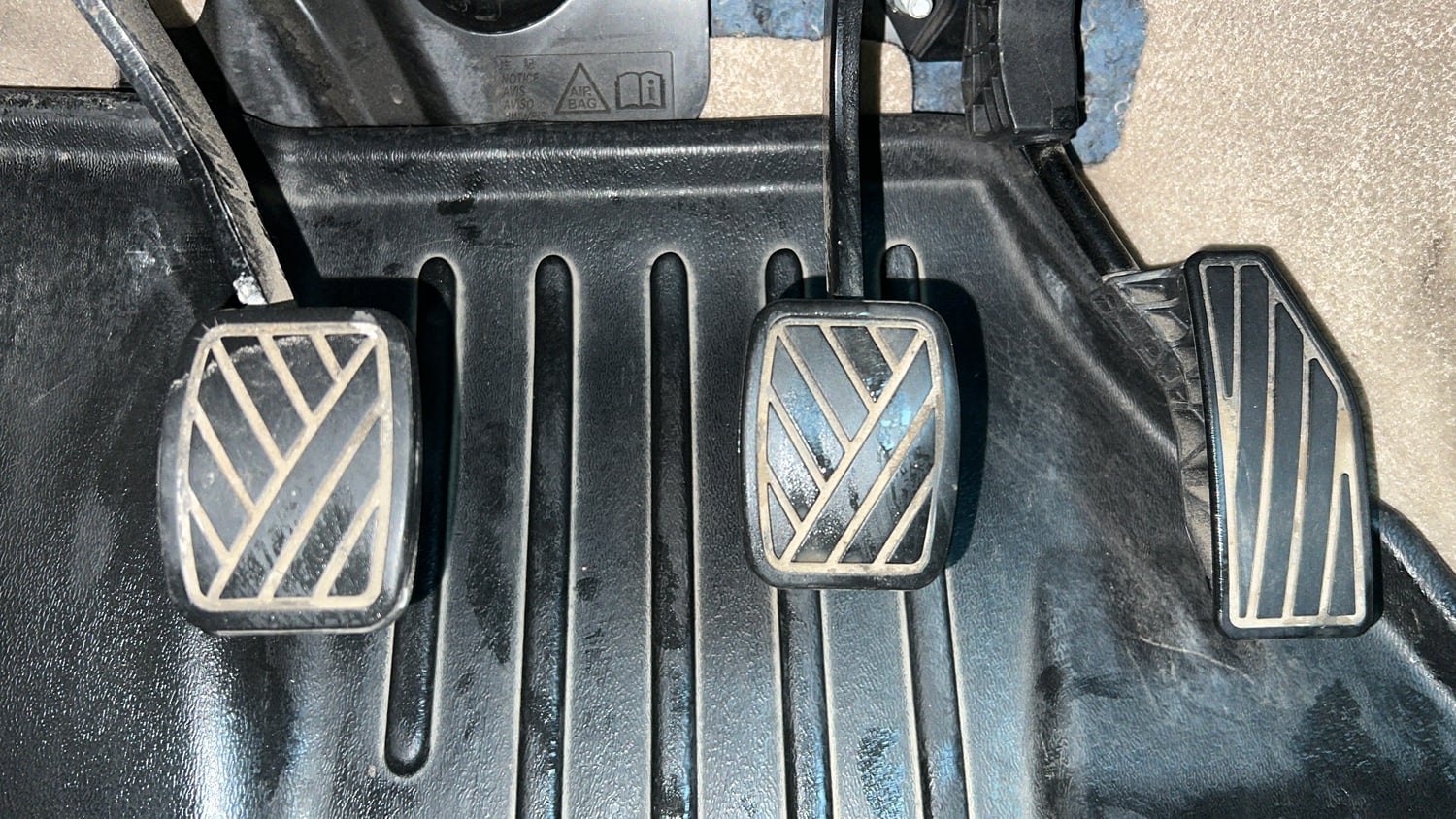 Used 2023 Maruti Suzuki Dzire VXi Petrol Manual interior PEDALS VIEW
