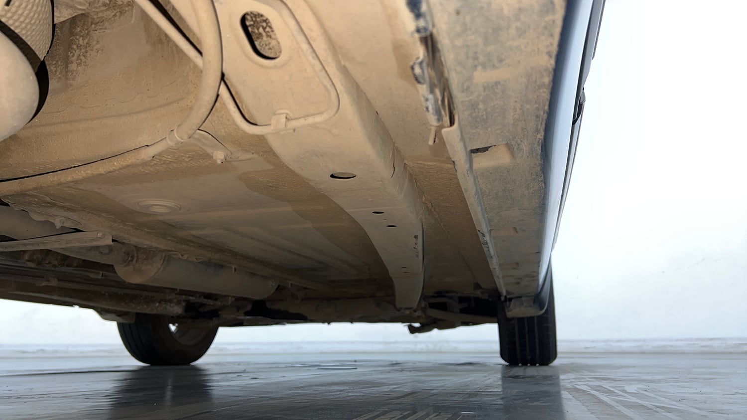 Used 2018 Maruti Suzuki Baleno Delta 1.3 Diesel Manual extra REAR RIGHT UNDERBODY VIEW