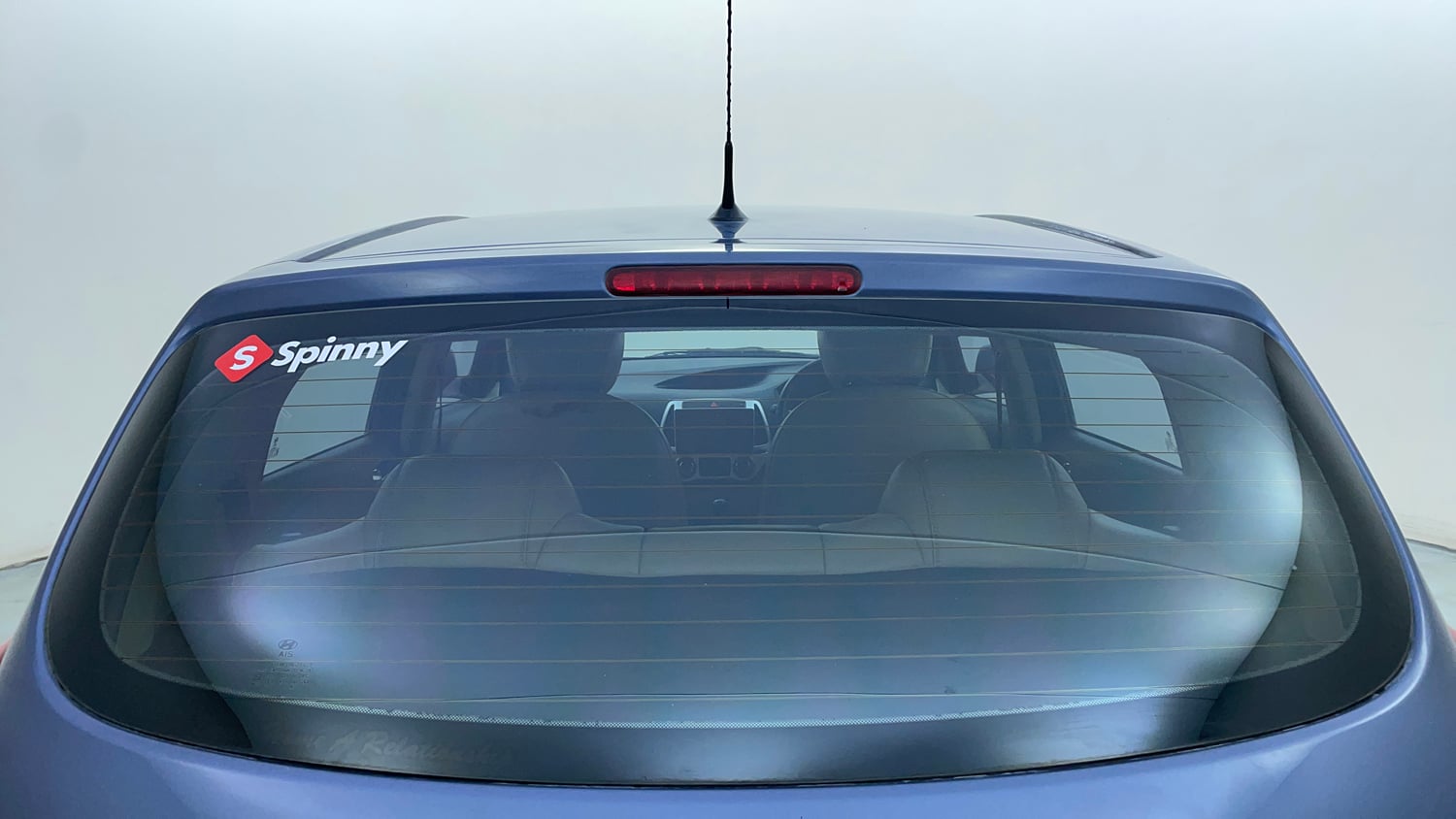 Used 2013 Hyundai i20 Magna (O) 1.2 Petrol Manual exterior BACK WINDSHIELD VIEW