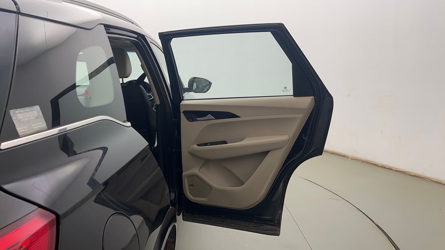 Used 2021 MG Motors Hector Sharp 1.5 Petrol Turbo DCT Petrol Automatic interior RIGHT REAR DOOR OPEN VIEW
