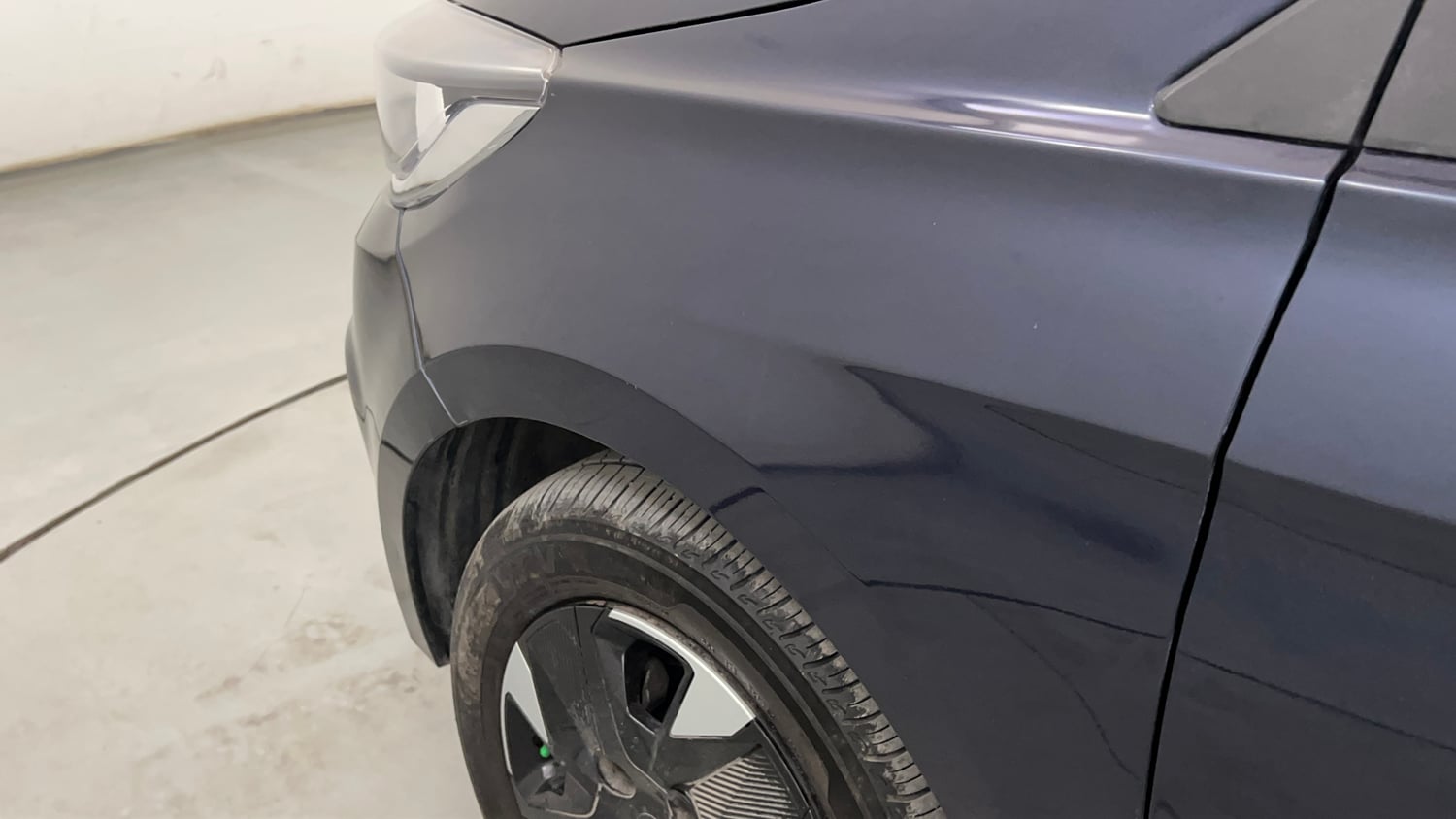 Used 2025 Tata Tiago XTA Petrol Automatic dents MINOR SCRATCH