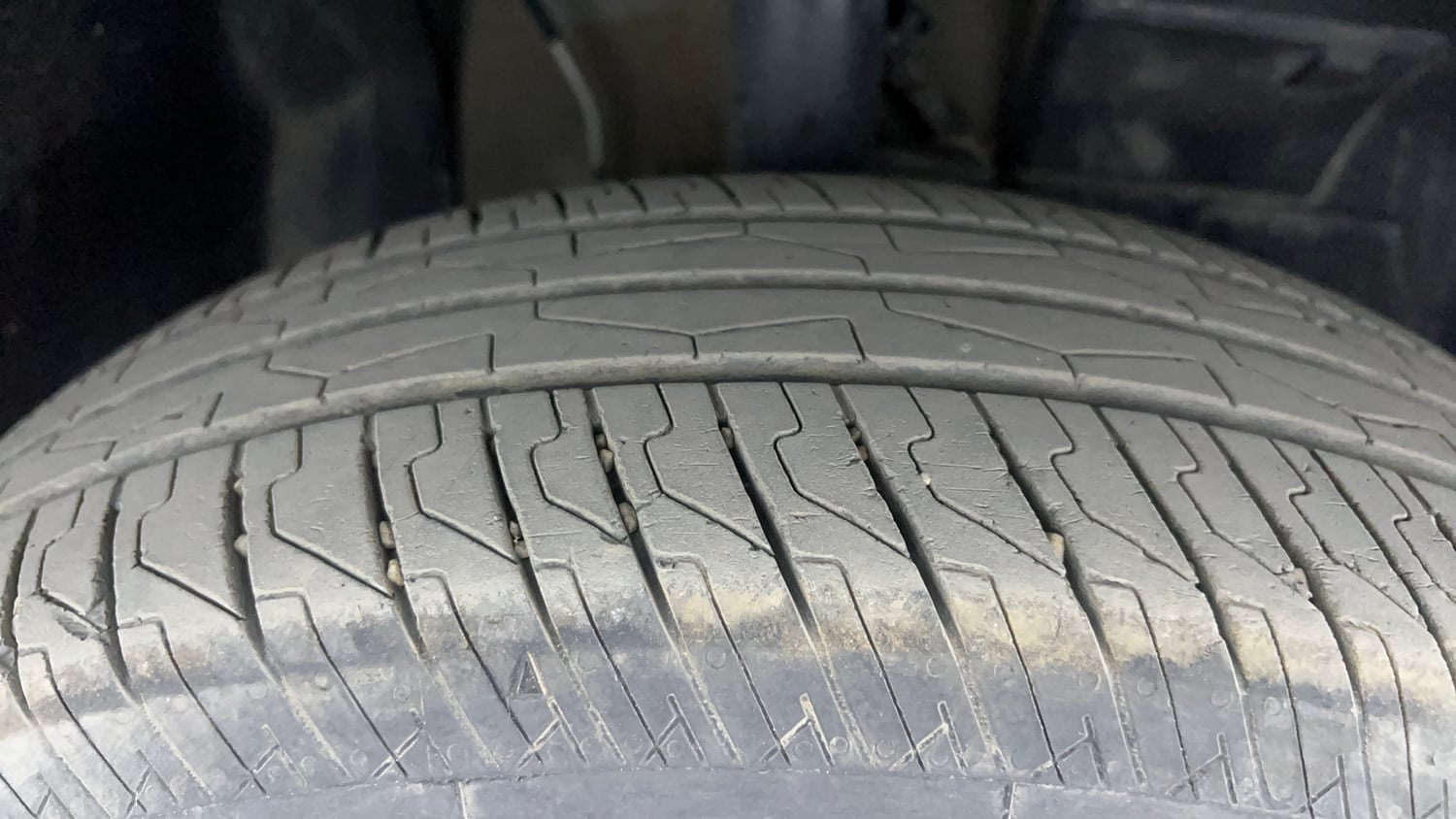 Used 2024 Tata Punch Accomplished iCNG Cng Manual tyres RIGHT FRONT TYRE TREAD VIEW