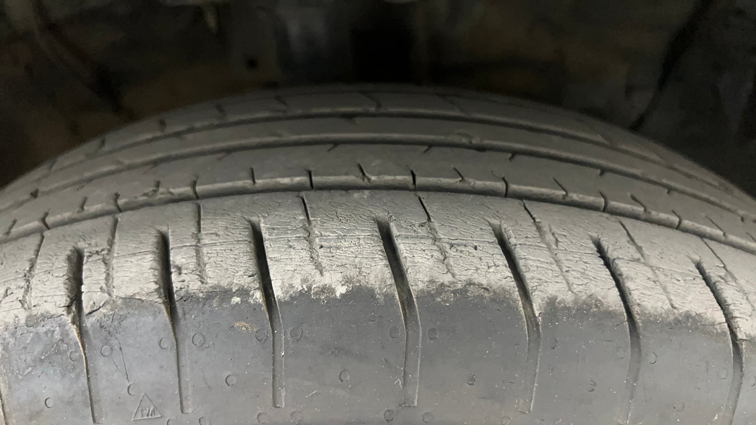 Used 2022 Hyundai Creta EX 1.5 Petrol Petrol Manual tyres RIGHT FRONT TYRE TREAD VIEW