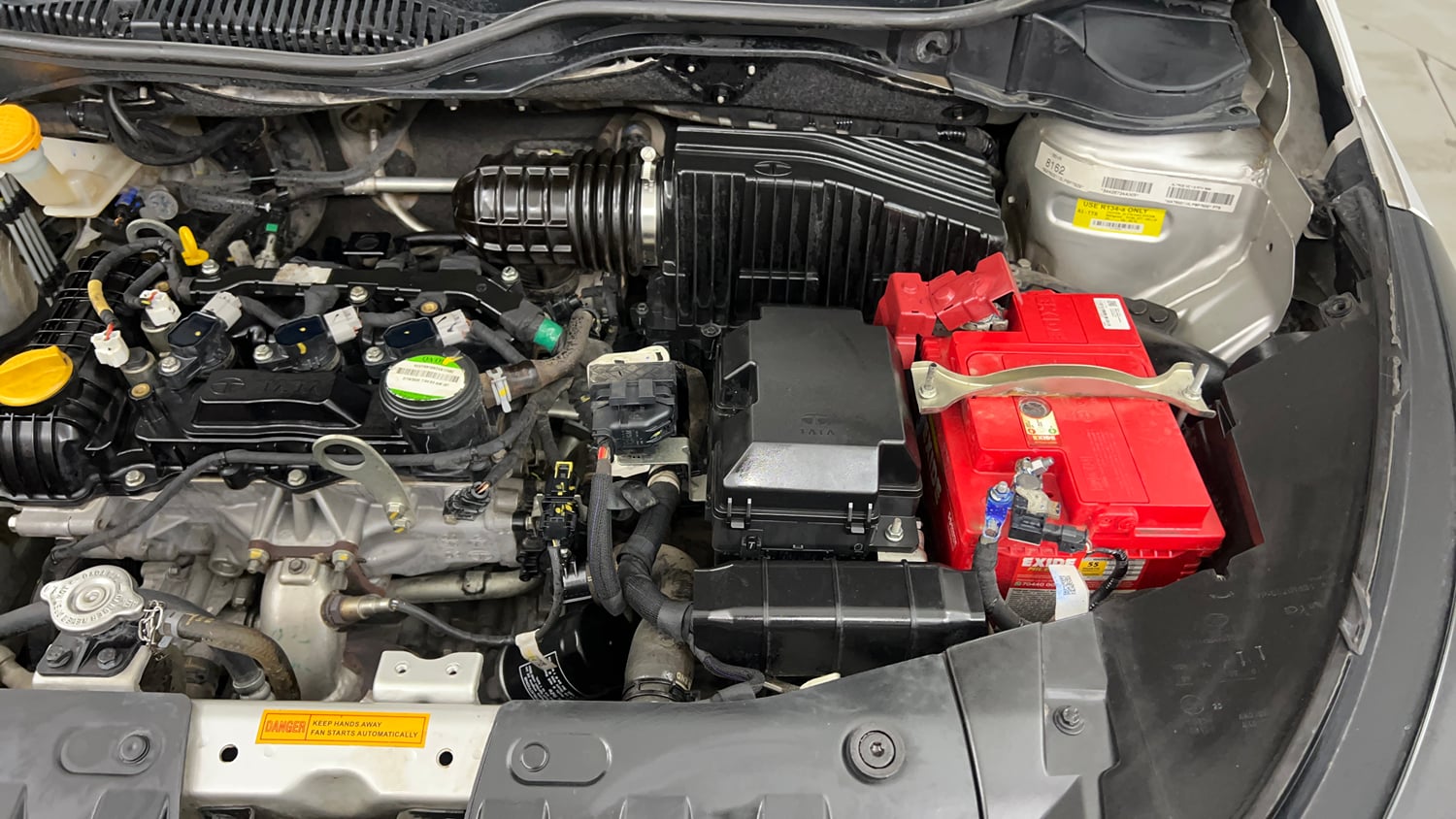 Used 2020 Tata Altroz XZ Petrol Petrol Manual engine ENGINE LEFT SIDE VIEW