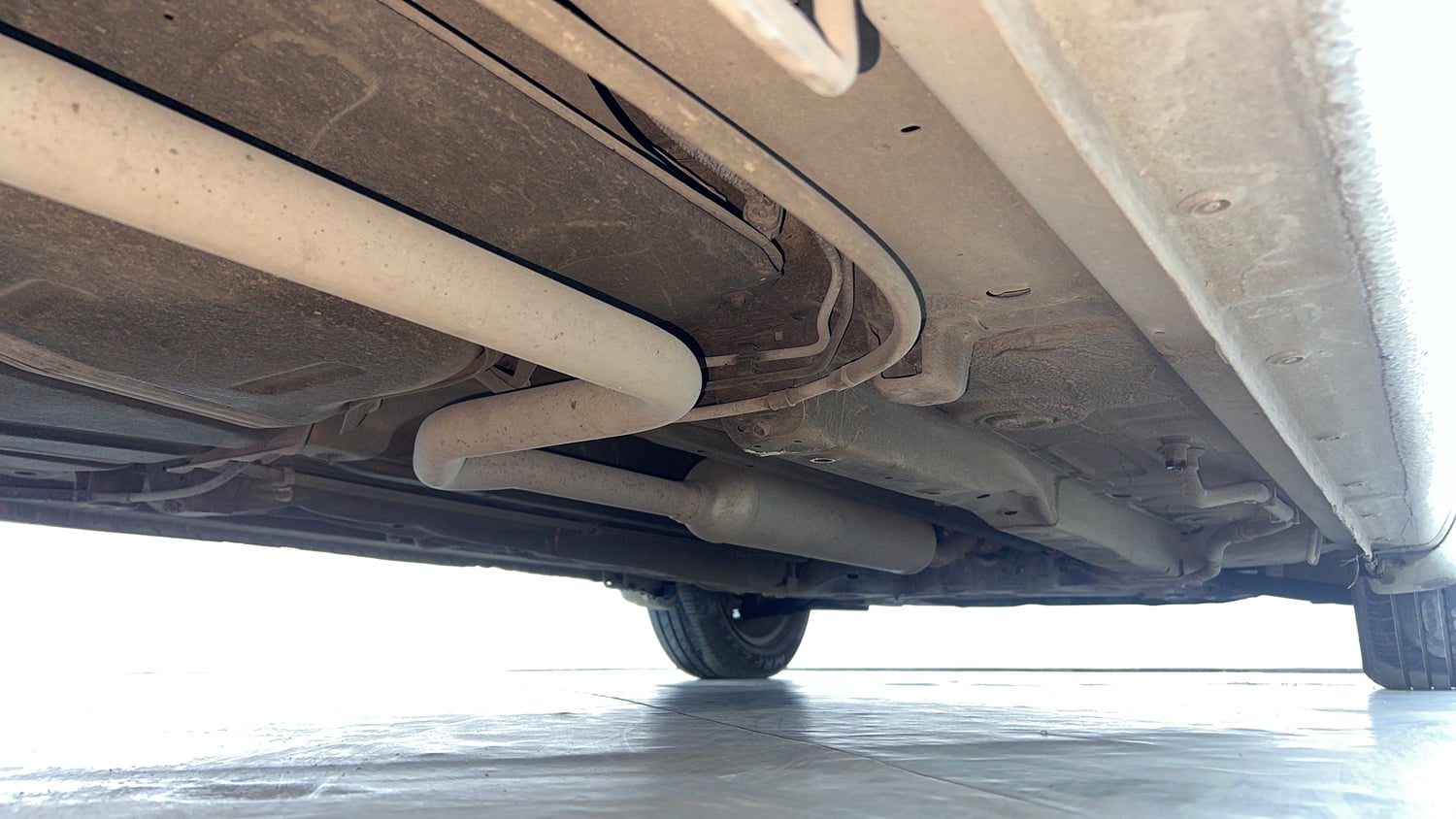 Used 2015 Maruti Suzuki Ertiga Vxi Petrol Manual extra REAR RIGHT UNDERBODY VIEW