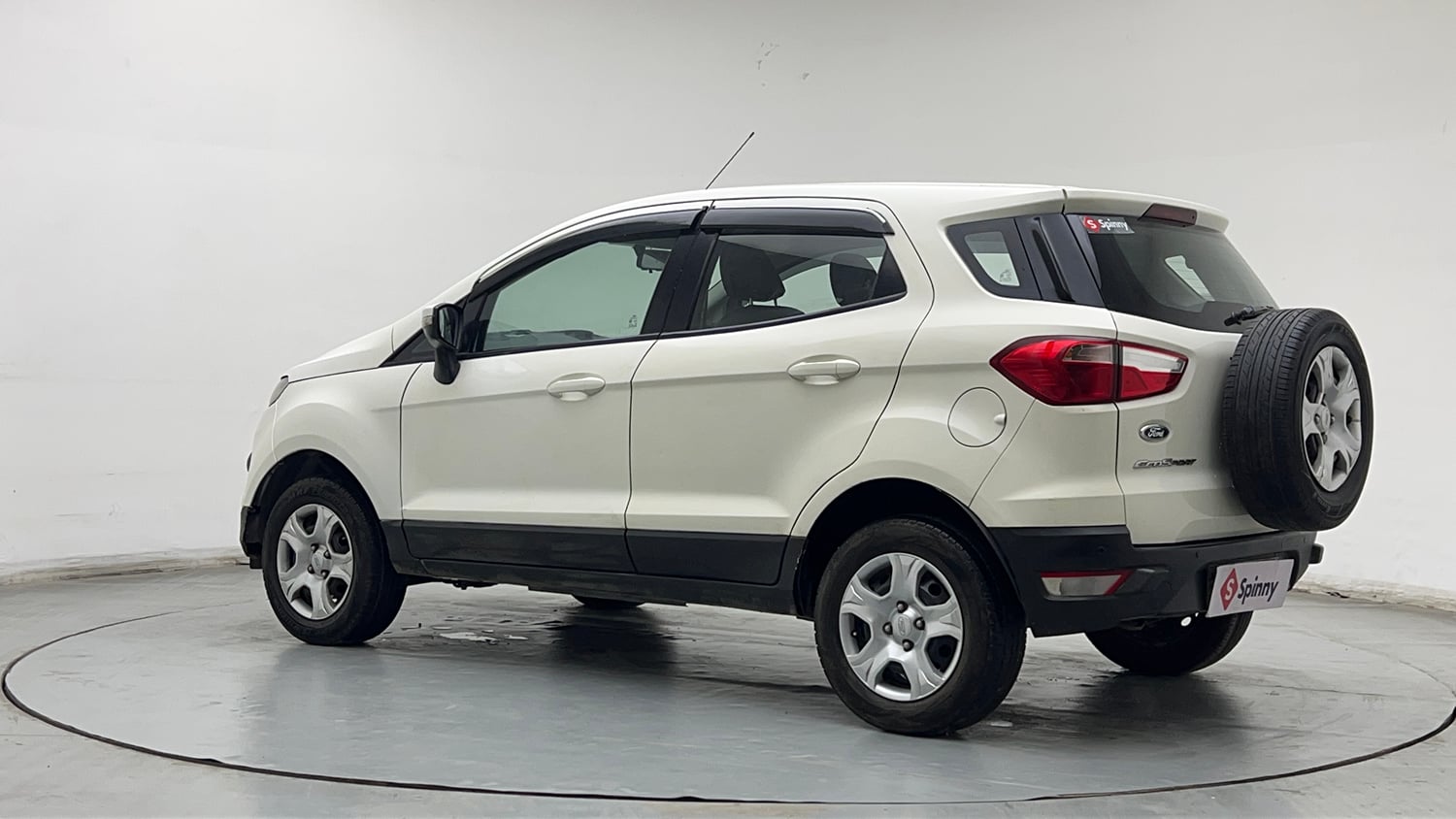 Used 2016 Ford EcoSport Trend 1.5L Ti-VCT Petrol Manual exterior LEFT REAR CORNER VIEW