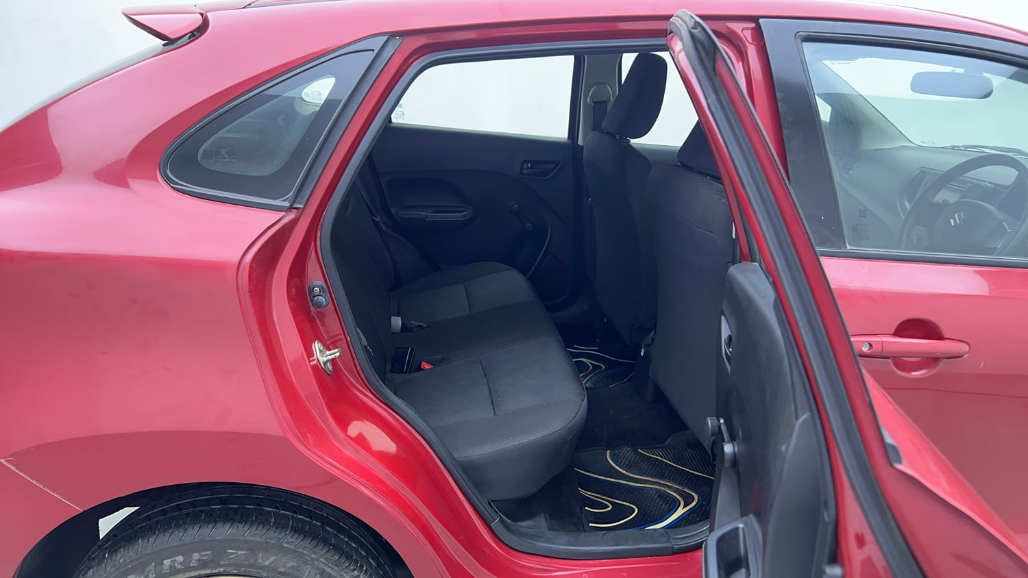 Used 2021 Maruti Suzuki Baleno Sigma Petrol Manual interior RIGHT SIDE REAR DOOR CABIN VIEW