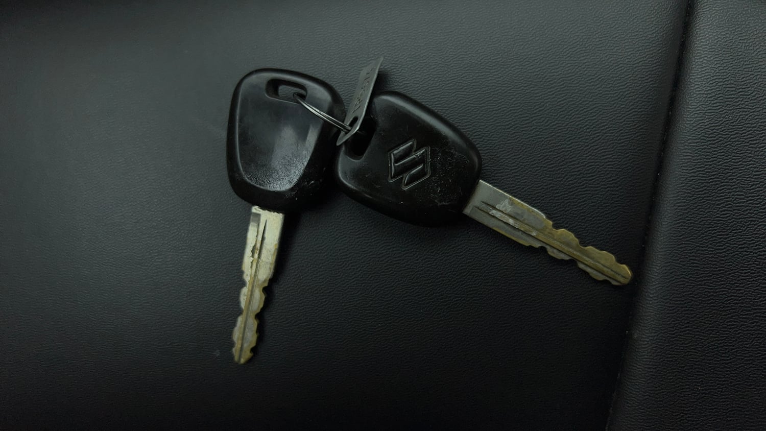 Used 2017 Maruti Suzuki Celerio VXi Petrol Manual extra CAR KEY VIEW