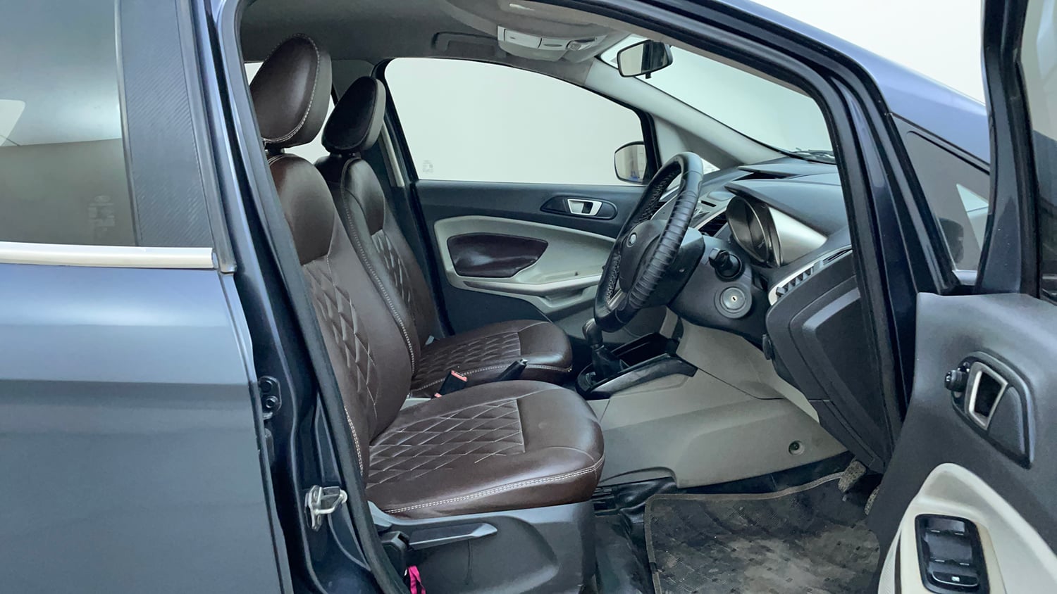 Used 2014 Ford EcoSport Titanium 1.5 TDCi Diesel Manual interior RIGHT SIDE FRONT DOOR CABIN VIEW