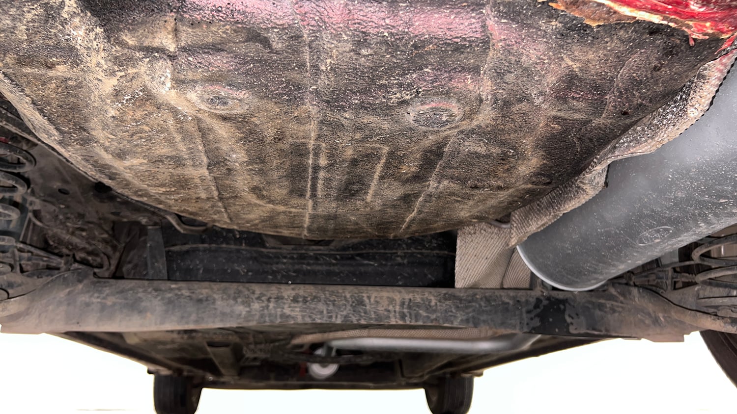 Used 2016 Ford Figo Aspire Titanium 1.2 Ti-VCT Petrol Manual extra REAR UNDERBODY VIEW (TAKEN FROM REAR)