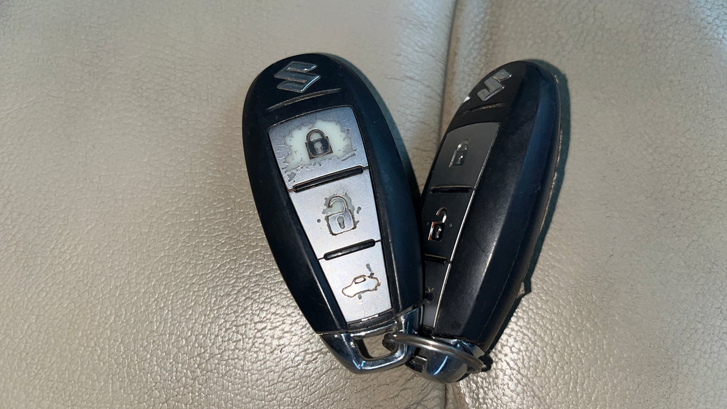 Used 2020 Maruti Suzuki Ciaz Alpha Hybrid 1.5 AT Petrol Automatic extra CAR KEY VIEW