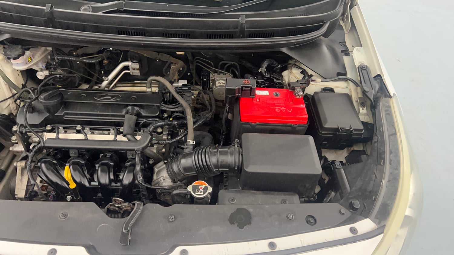 Used 2016 Hyundai Elite i20 Asta 1.2 Petrol Manual engine ENGINE LEFT SIDE VIEW