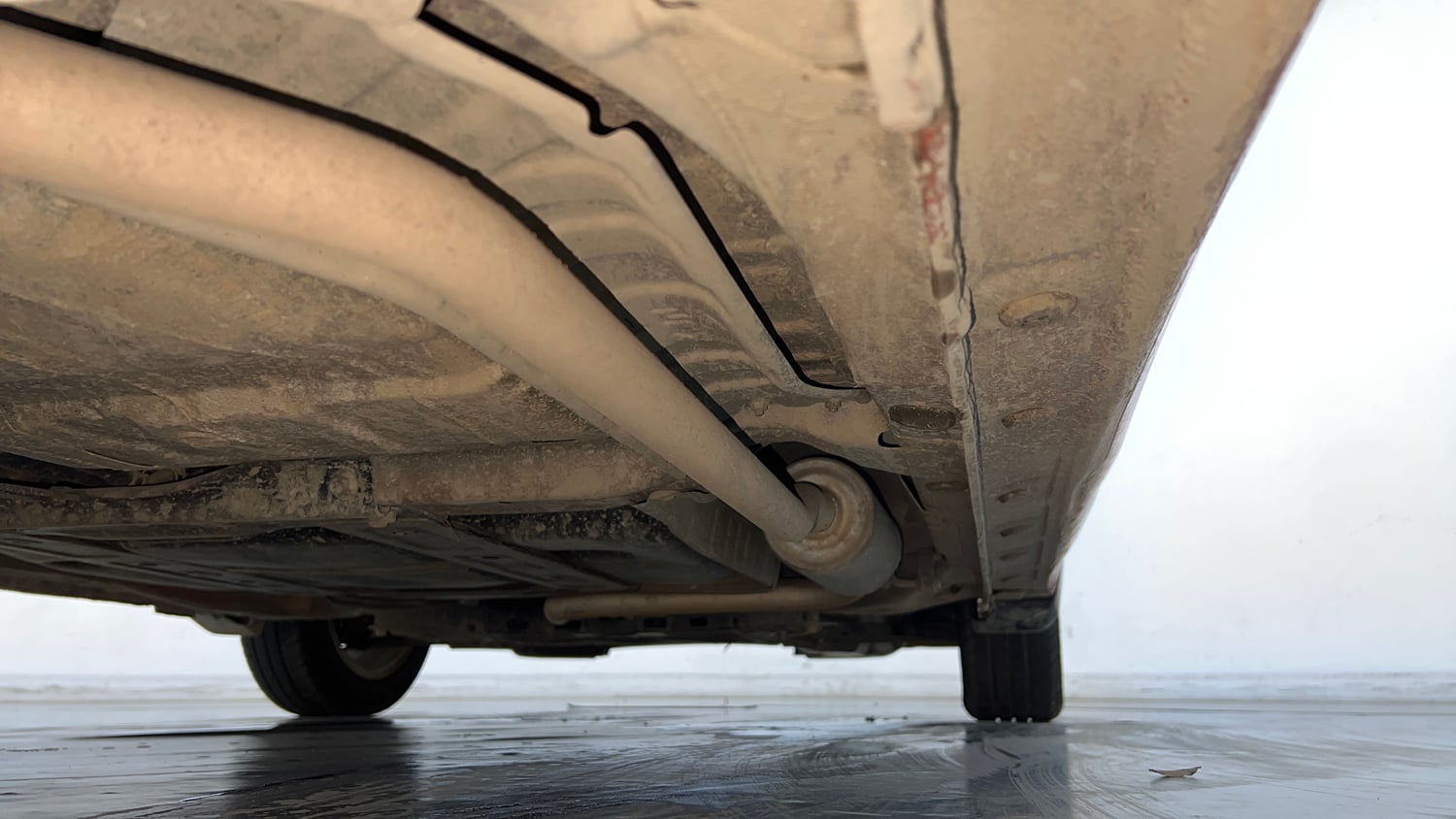 Used 2017 Honda Jazz V AT Petrol Petrol Automatic extra REAR RIGHT UNDERBODY VIEW