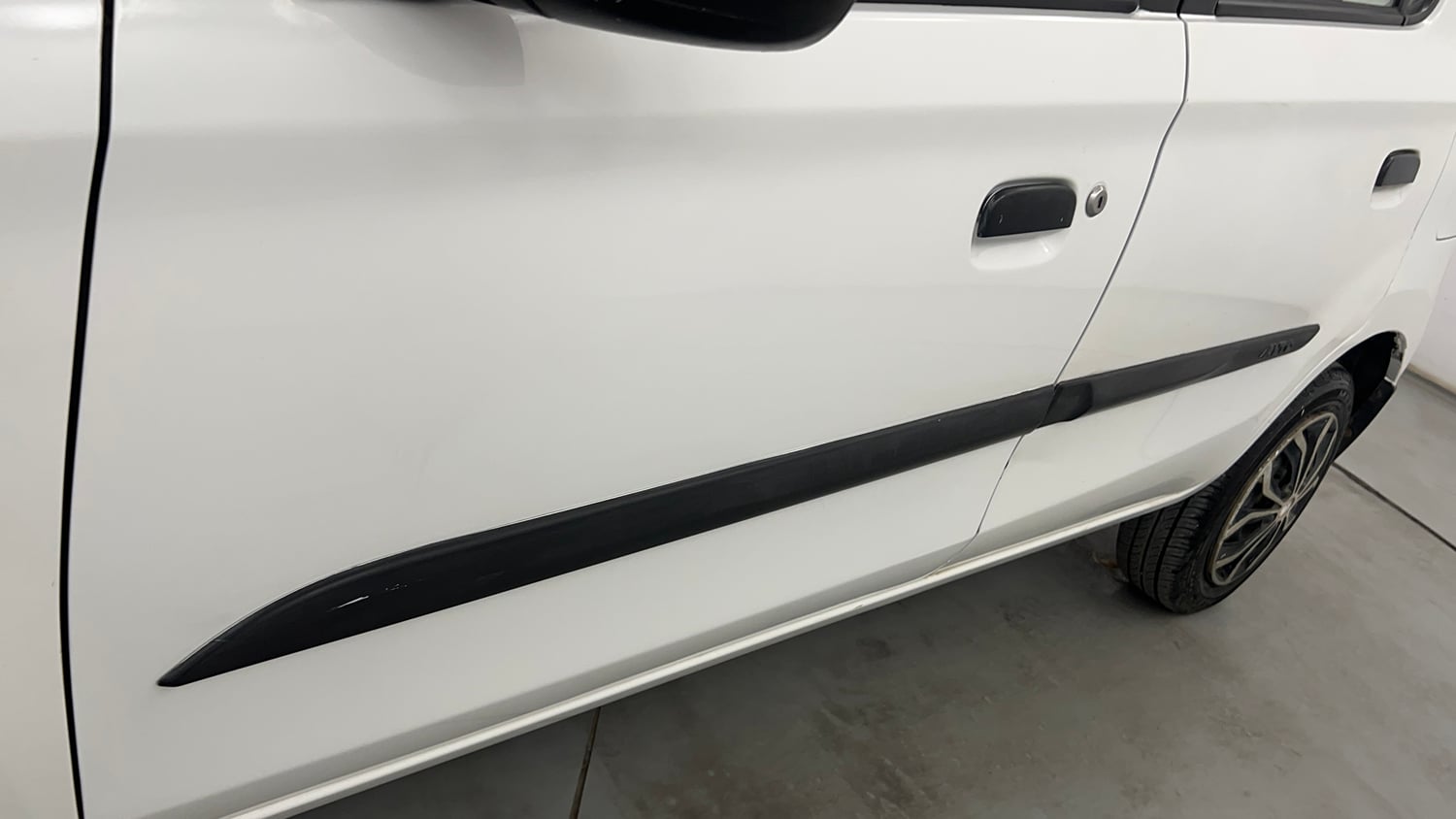 Used 2016 Maruti Suzuki Alto K10 VXi Petrol Manual dents MINOR SCRATCH