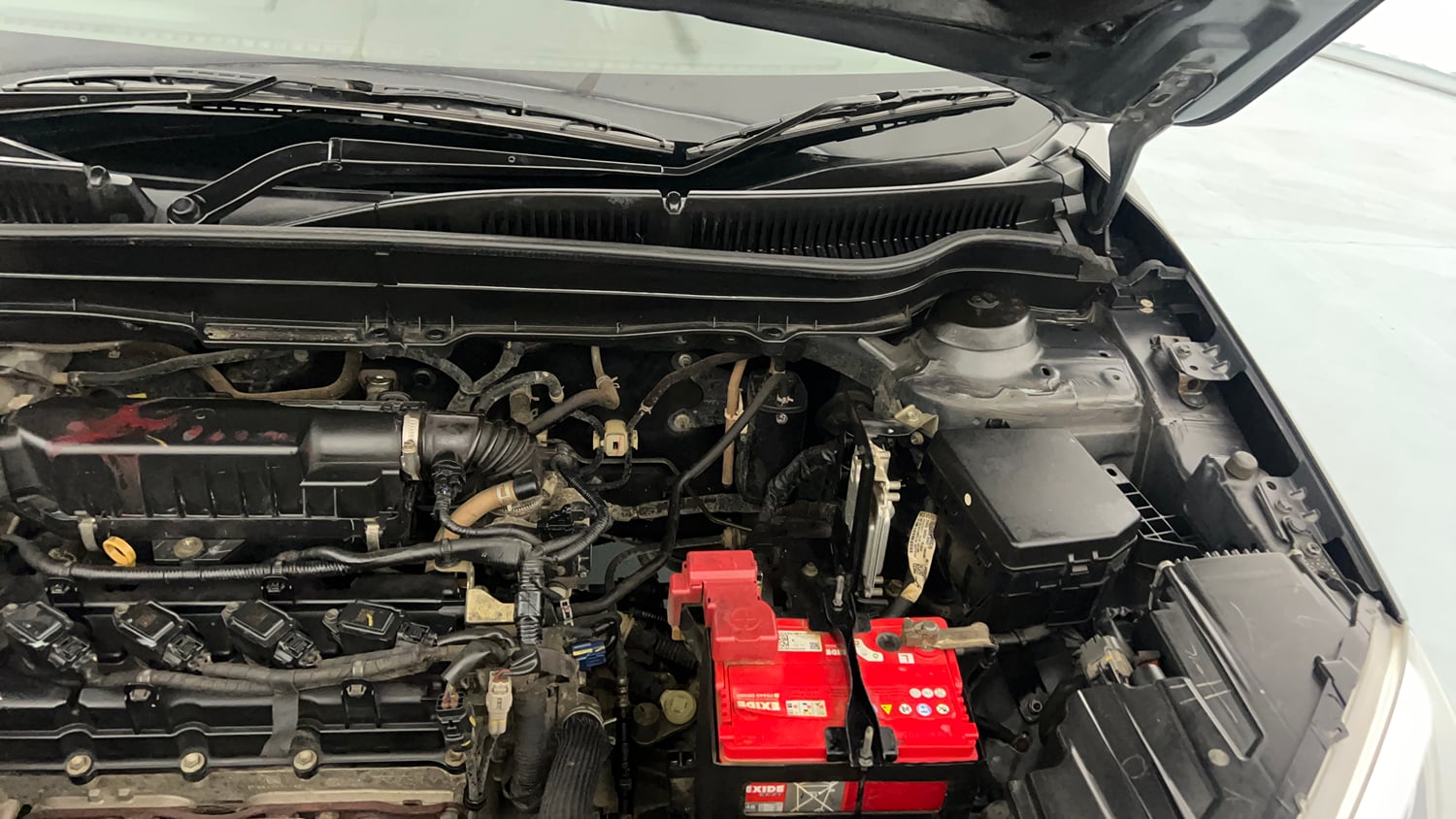 Used 2022 maruti-suzuki Vitara Brezza ZXi Petrol Manual engine ENGINE LEFT SIDE HINGE & APRON VIEW