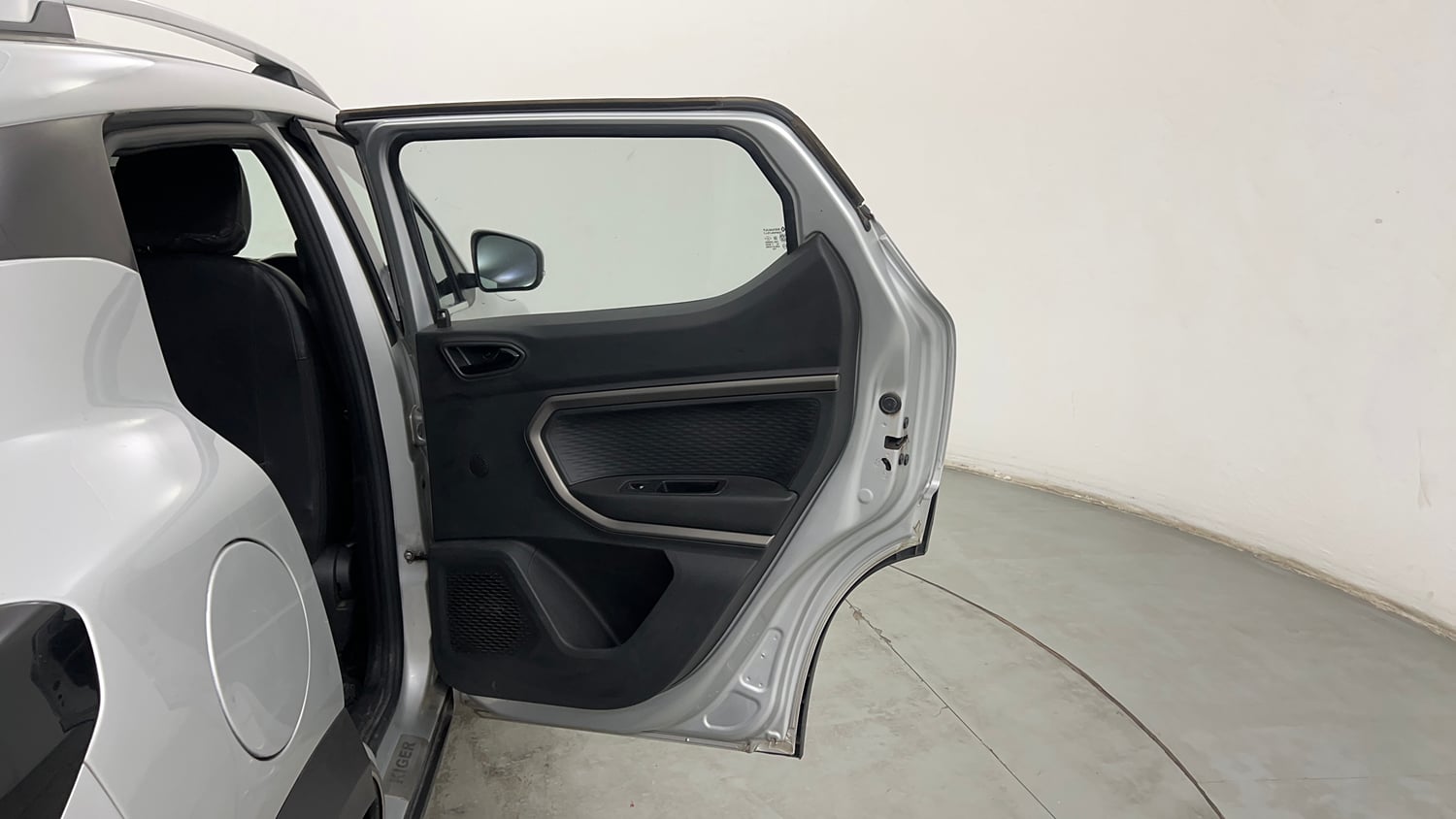Used 2021 Renault Kiger RXZ MT Petrol Manual interior RIGHT REAR DOOR OPEN VIEW