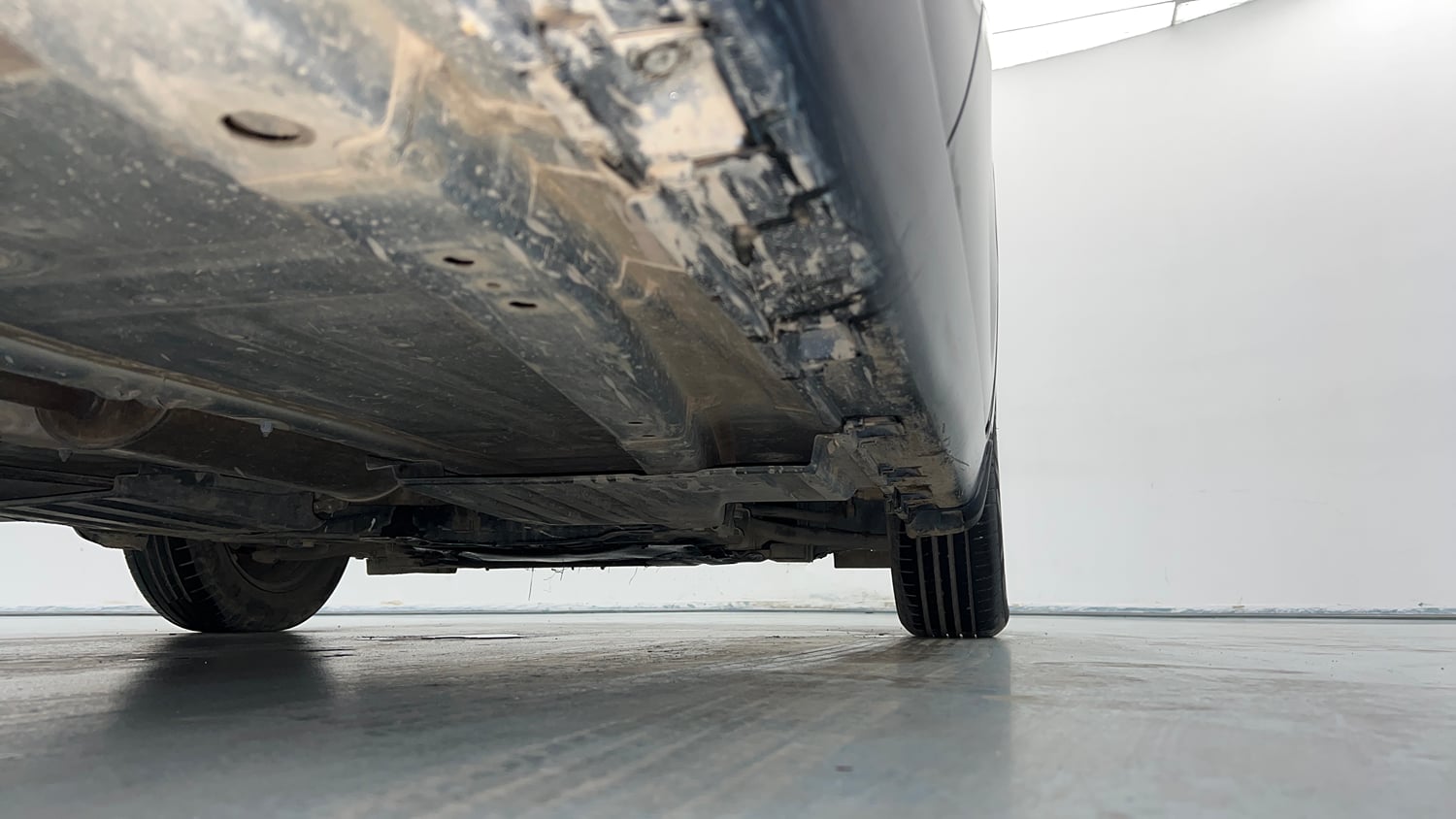 Used 2023 Maruti Suzuki Baleno Delta AGS Petrol Automatic extra REAR RIGHT UNDERBODY VIEW