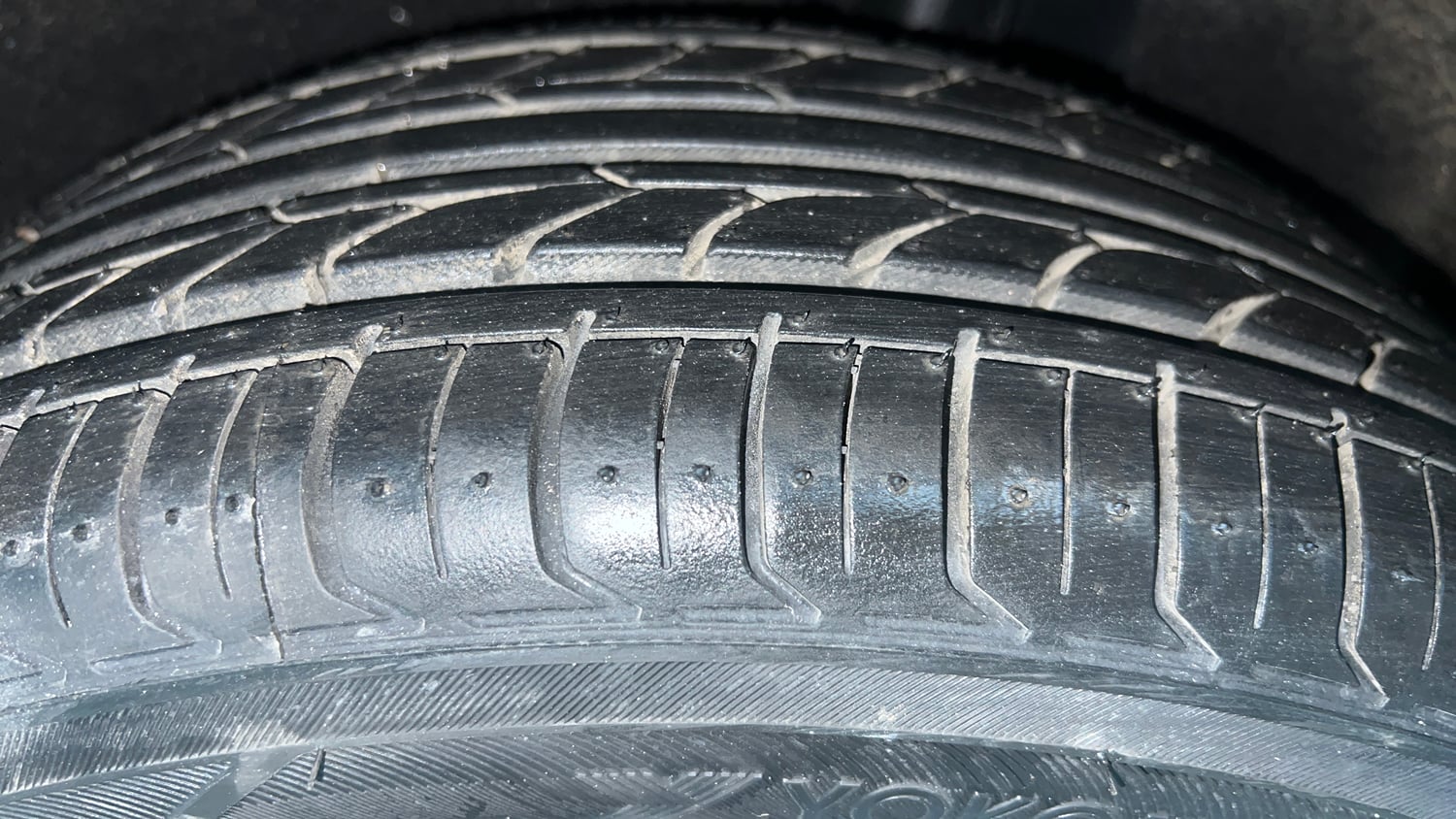 Used 2020 Toyota Glanza G Petrol Manual tyres LEFT REAR TYRE TREAD VIEW
