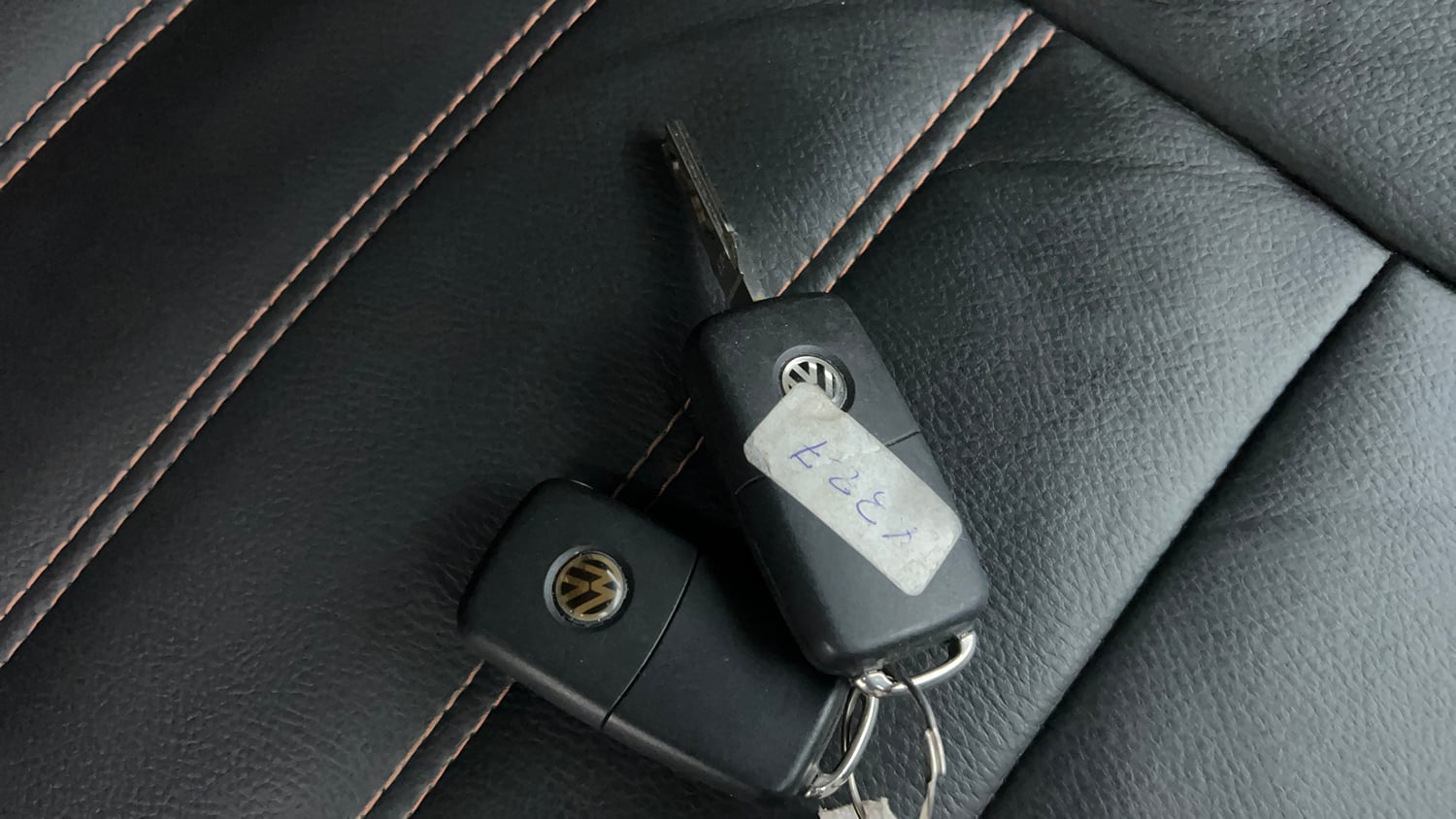 Used 2017 Volkswagen Vento Allstar 1.6 (P) Petrol Manual extra CAR KEY VIEW