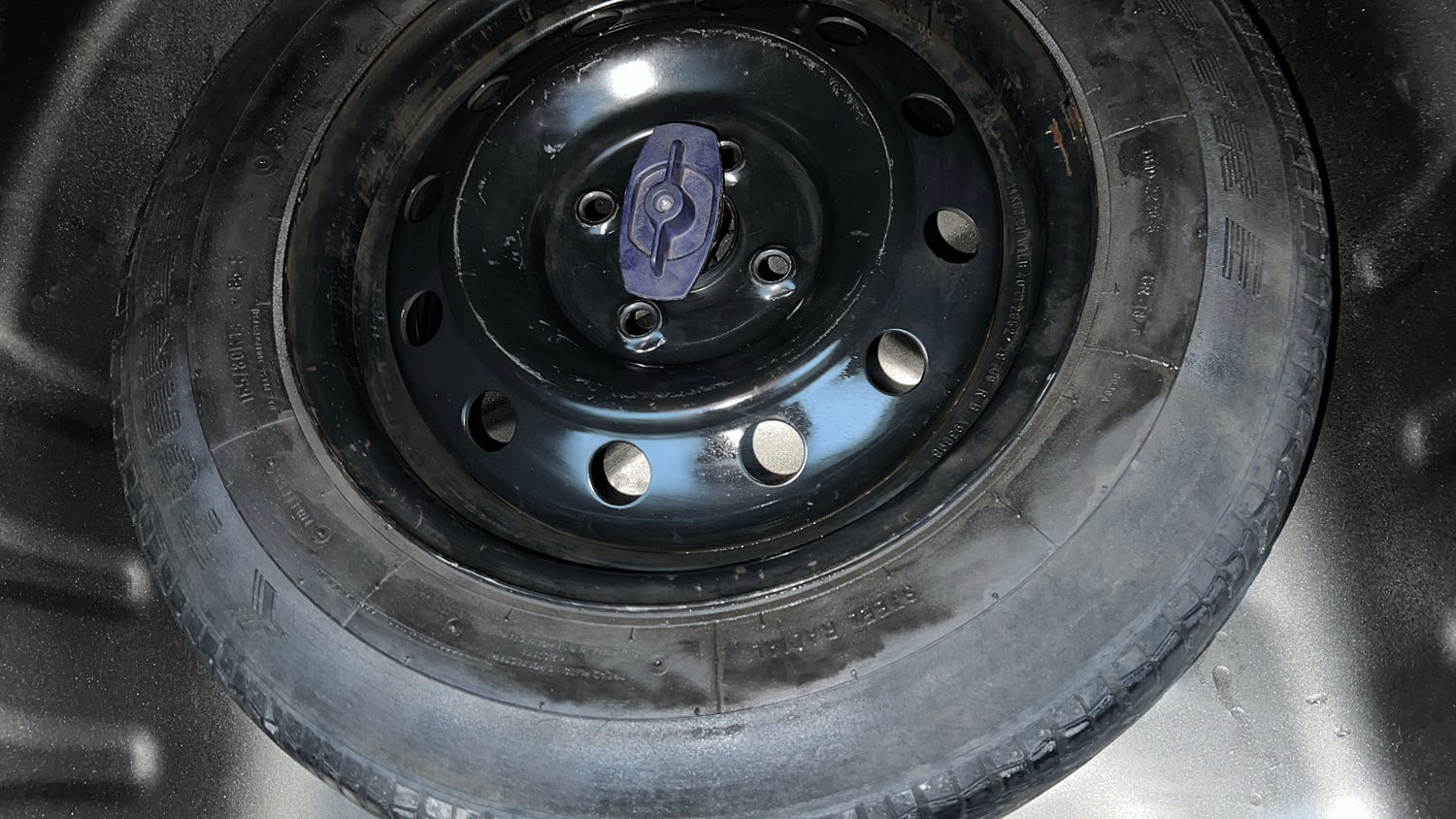 Used 2019 Maruti Suzuki Dzire VXi Petrol Manual tyres SPARE TYRE VIEW