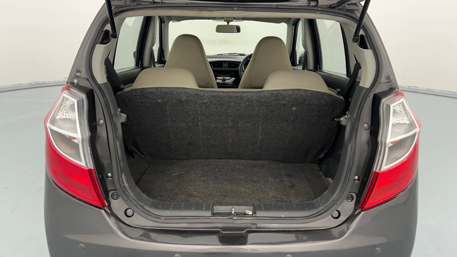 Used 2017 Maruti Suzuki Alto K10 VXi Petrol Manual interior DICKY INSIDE VIEW