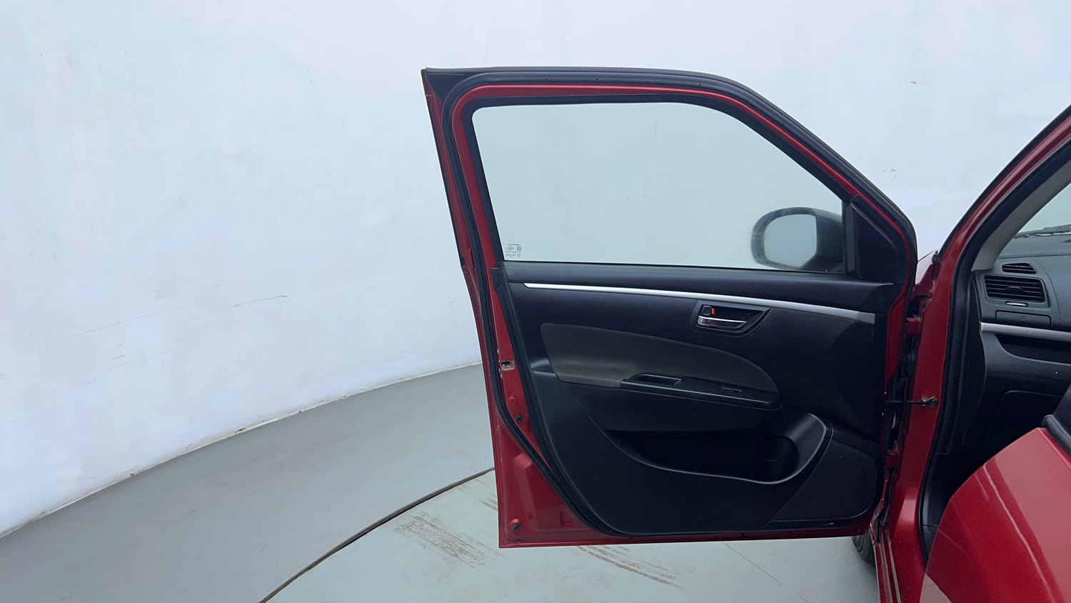 Used 2014 Maruti Suzuki Swift VXi Petrol Manual interior LEFT FRONT DOOR OPEN VIEW