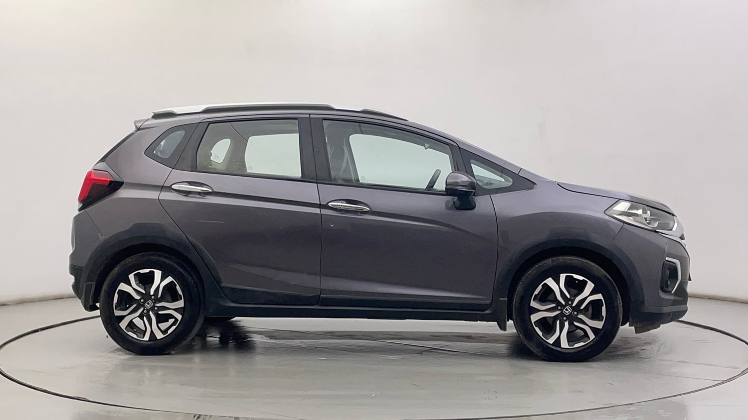 Used 2021 Honda WR-V VX MT Petrol Petrol Manual exterior RIGHT SIDE VIEW