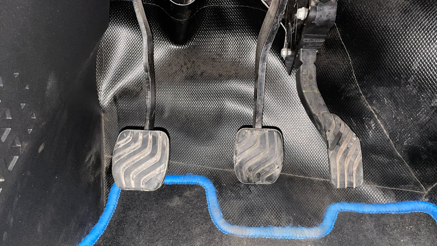 Used 2022 Renault Kiger RXE MT Petrol Manual interior PEDALS VIEW