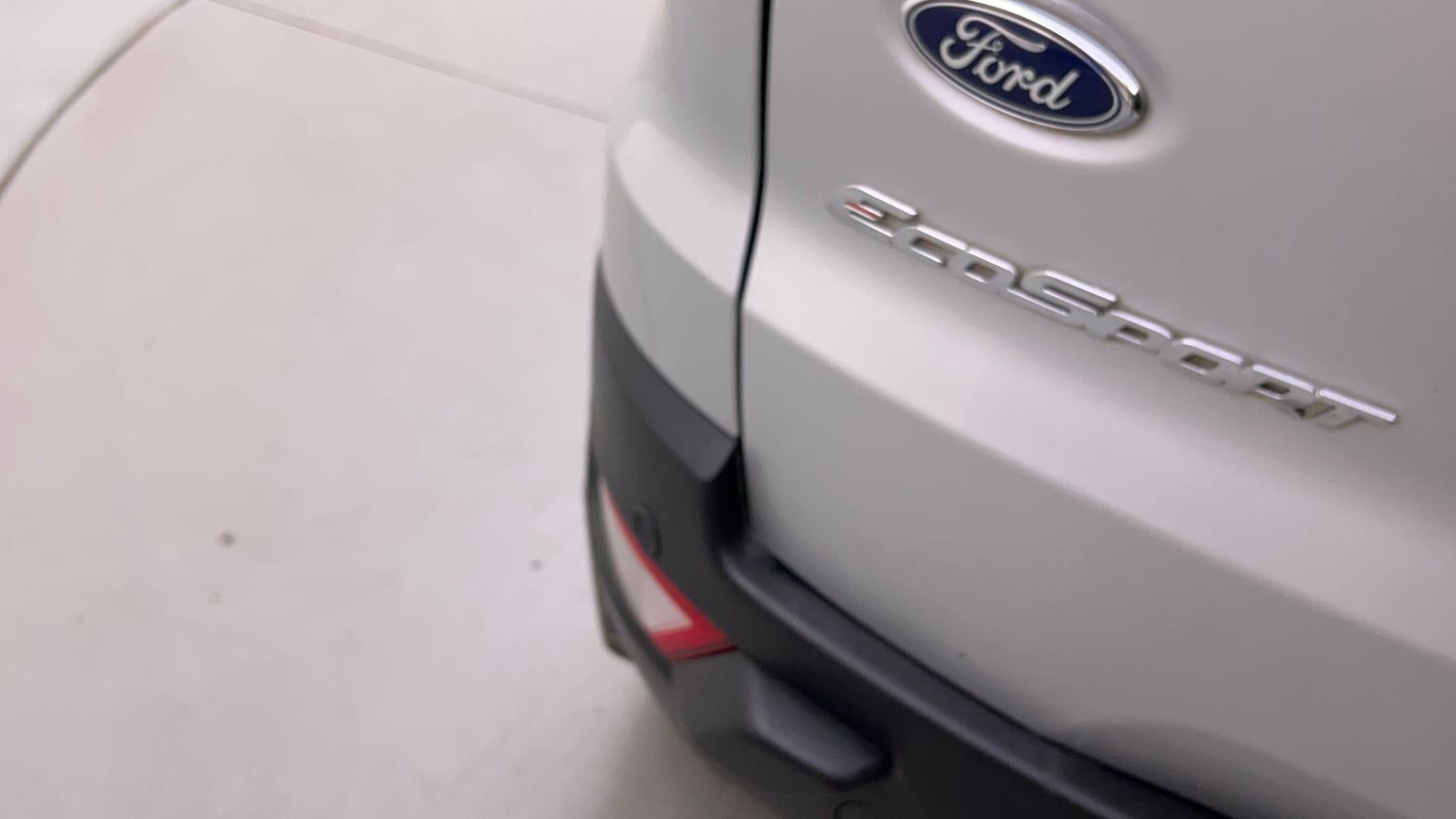 Used 2021 Ford EcoSport S MT 1.5 Ti-VCT Petrol Manual dents MINOR DENT