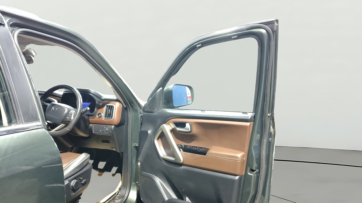 Used 2022 Mahindra Scorpio N Z8 L Petrol MT 7 STR Petrol Manual interior RIGHT FRONT DOOR OPEN VIEW