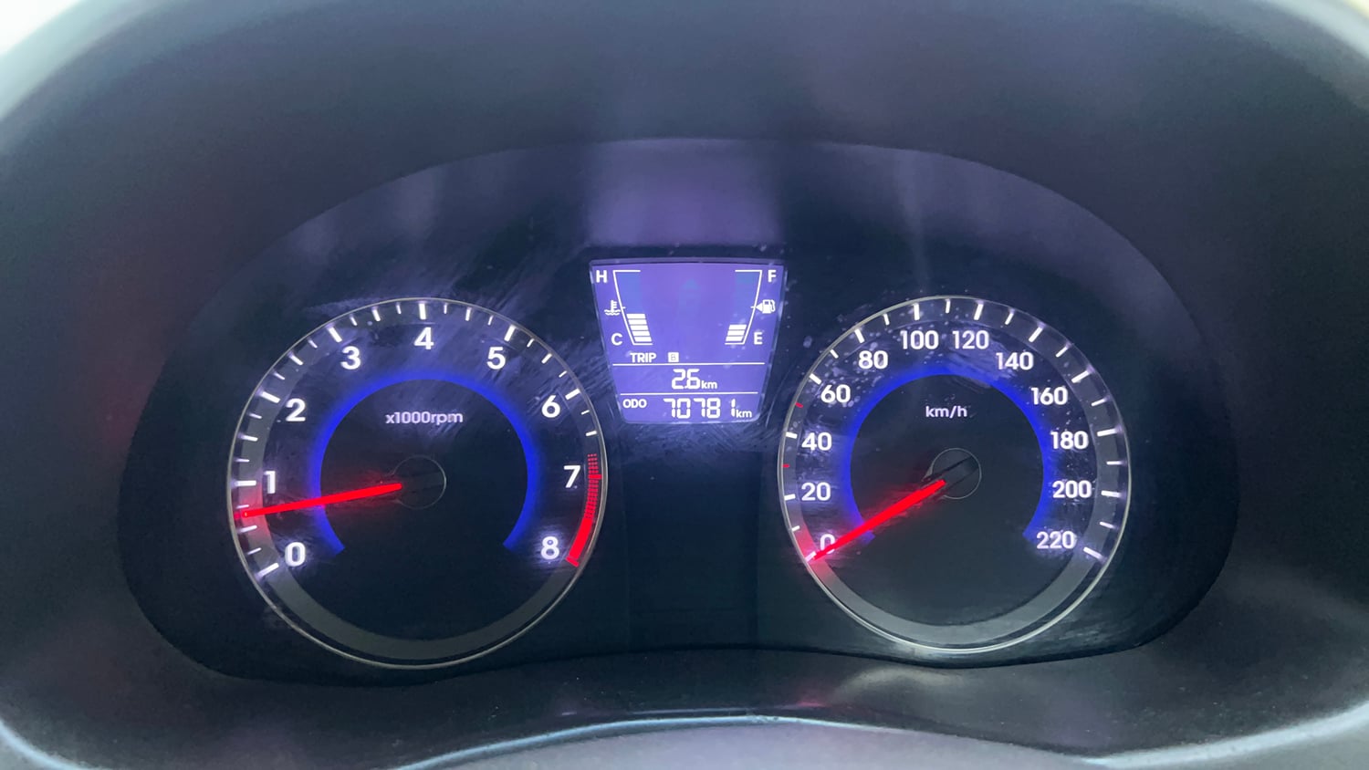 Used 2016 Hyundai Verna 1.6 VTVT SX Petrol Manual interior CLUSTERMETER VIEW
