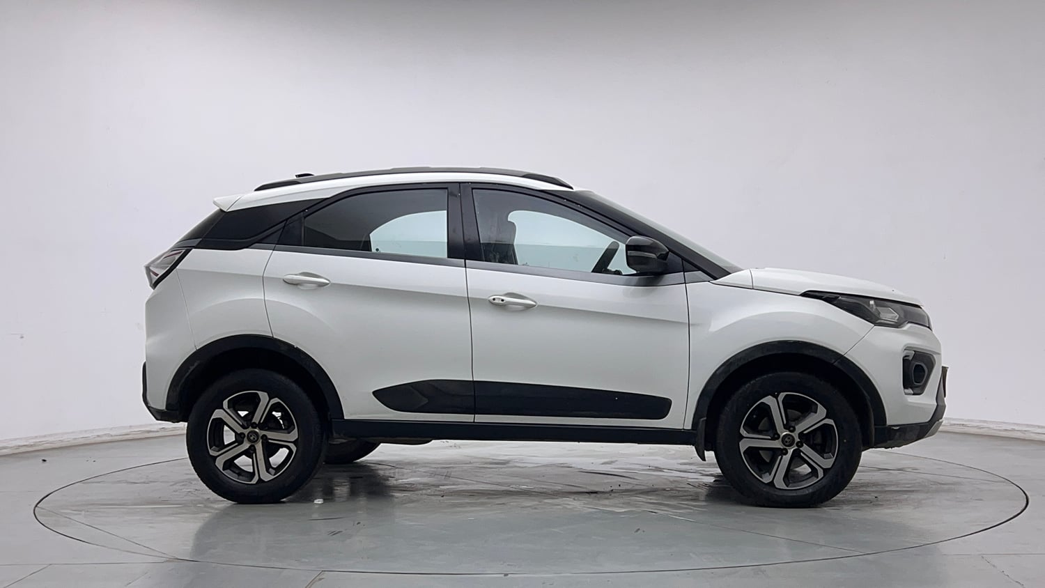 Used 2021 Tata Nexon XZA Plus Diesel Diesel Automatic exterior RIGHT SIDE VIEW
