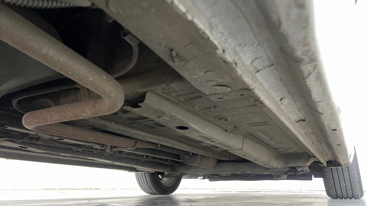 Used 2020 Tata Altroz XZ Petrol Petrol Manual extra REAR RIGHT UNDERBODY VIEW