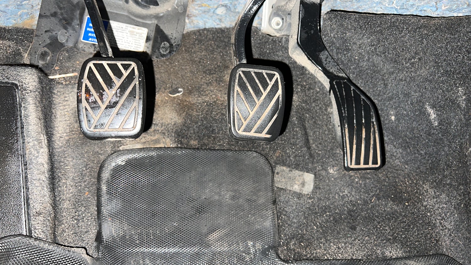 Used 2022 maruti-suzuki Vitara Brezza ZXi Petrol Manual interior PEDALS VIEW