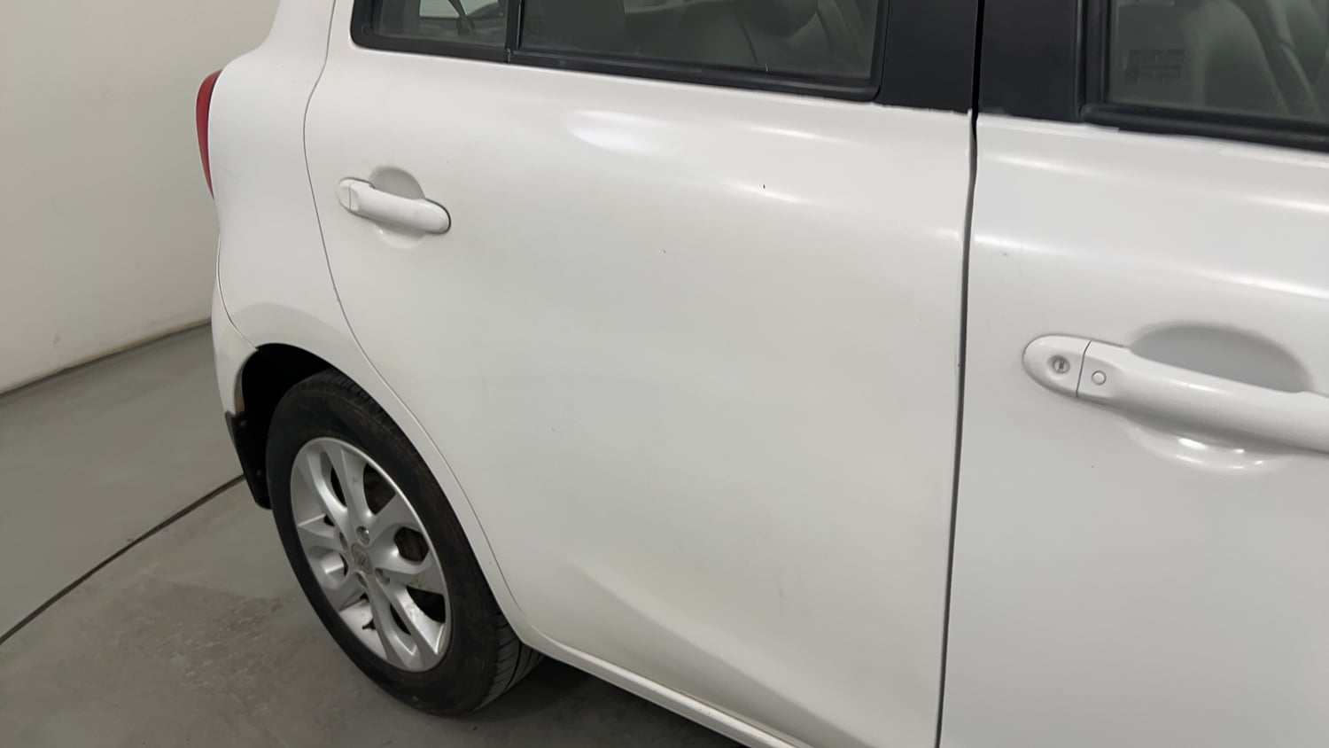 Used 2013 Nissan Micra XV CVT Petrol Automatic dents MINOR SCRATCH